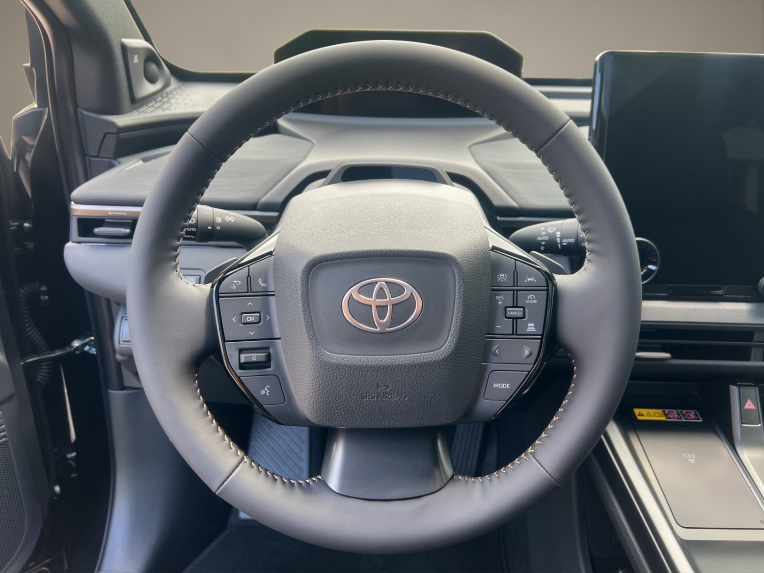 TOYOTA bZ4X Touring Premium AWD-image-11