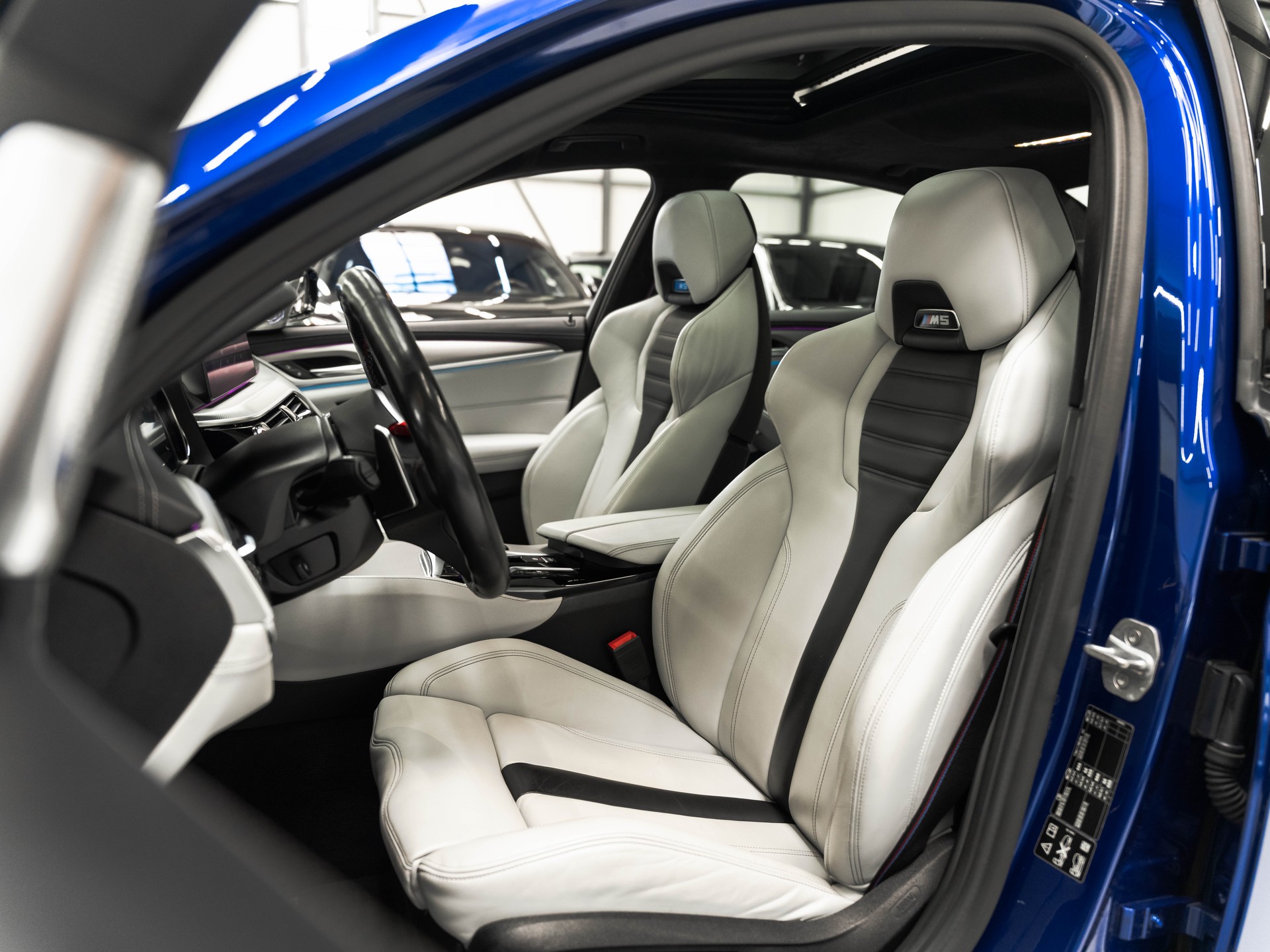 BMW M5 xDrive Competition Drivelogic-image-8