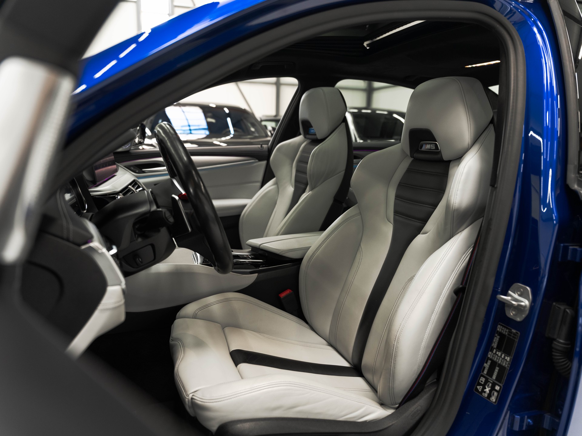 BMW M5 xDrive Competition Drivelogic-image-8