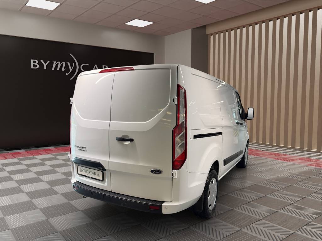 FORD Transit Custom Van 280 L1H1 Trend A-image-3