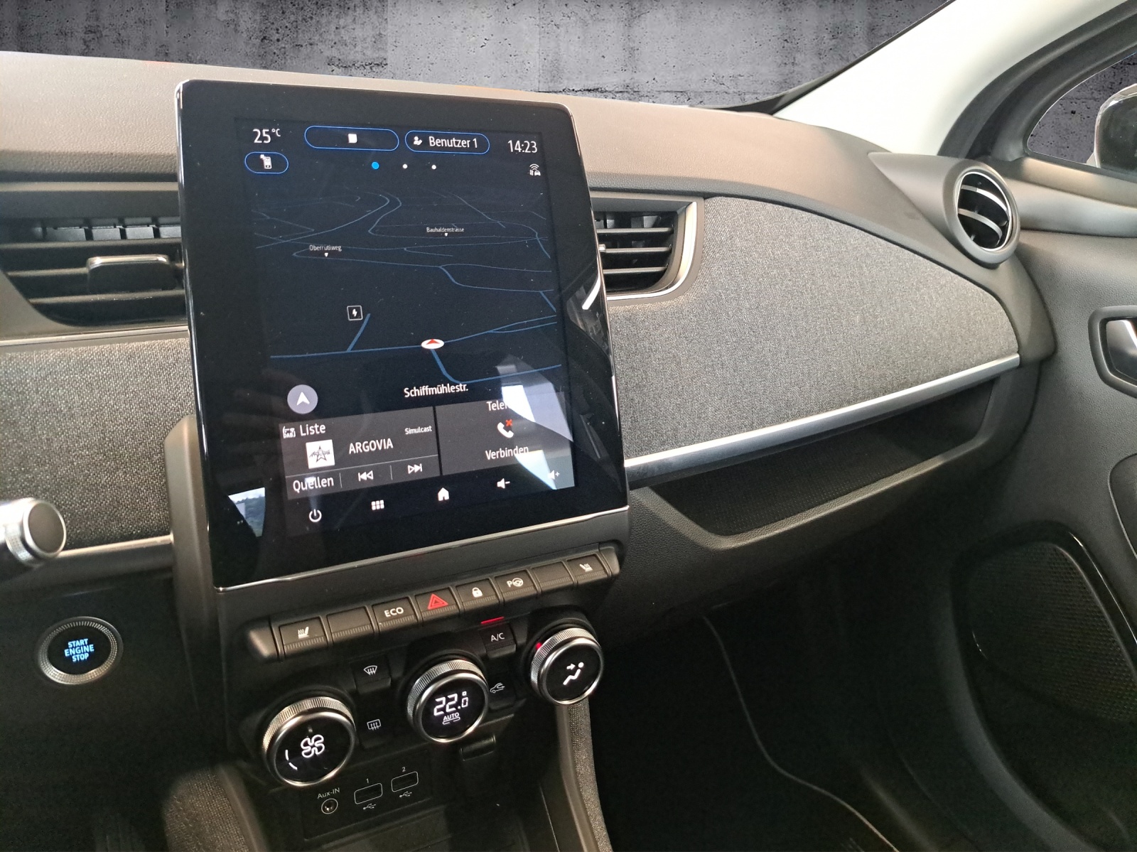 RENAULT Zoe FP R135 Intens inkl. Batte-image-12