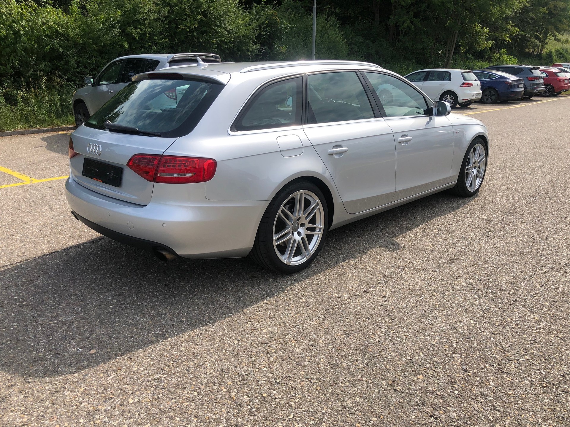 AUDI A4 Avant 2.0 TFSI quattro S-tronic-image-2