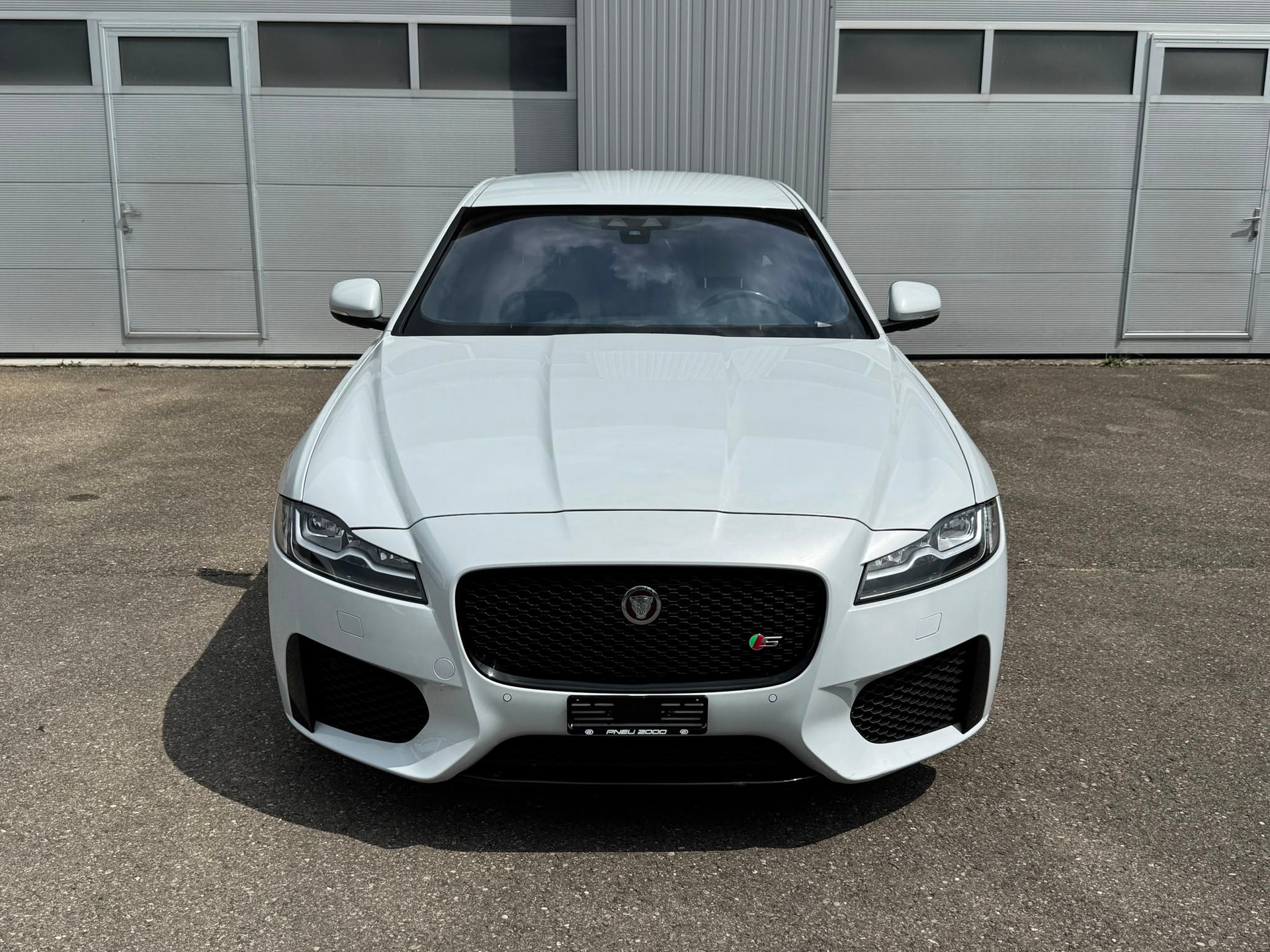 JAGUAR XF S AWD-image-0