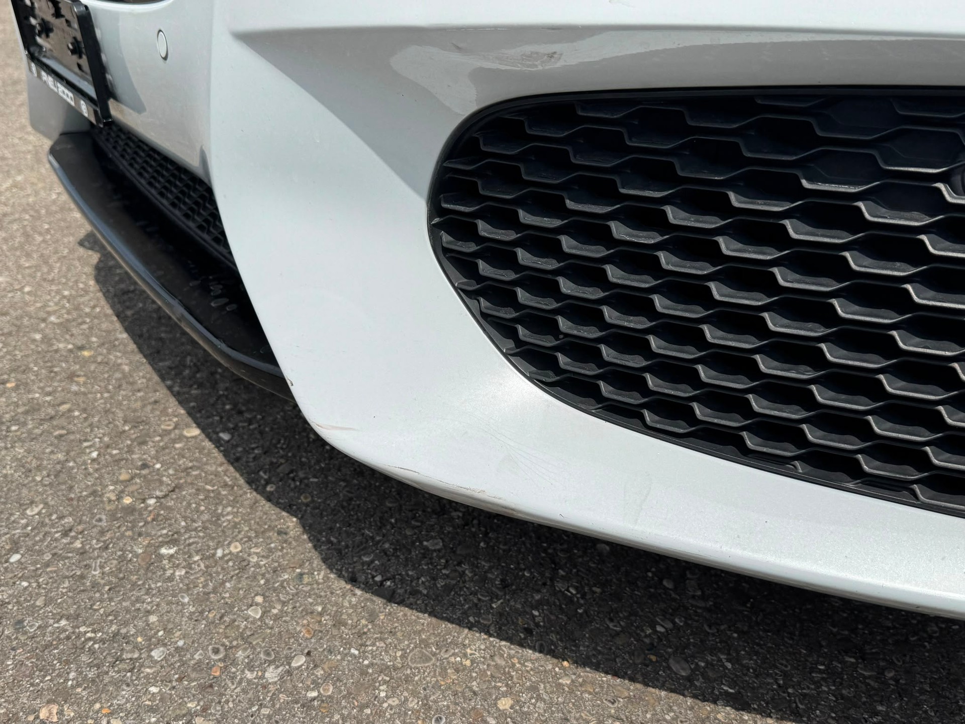 JAGUAR XF S AWD-image-1