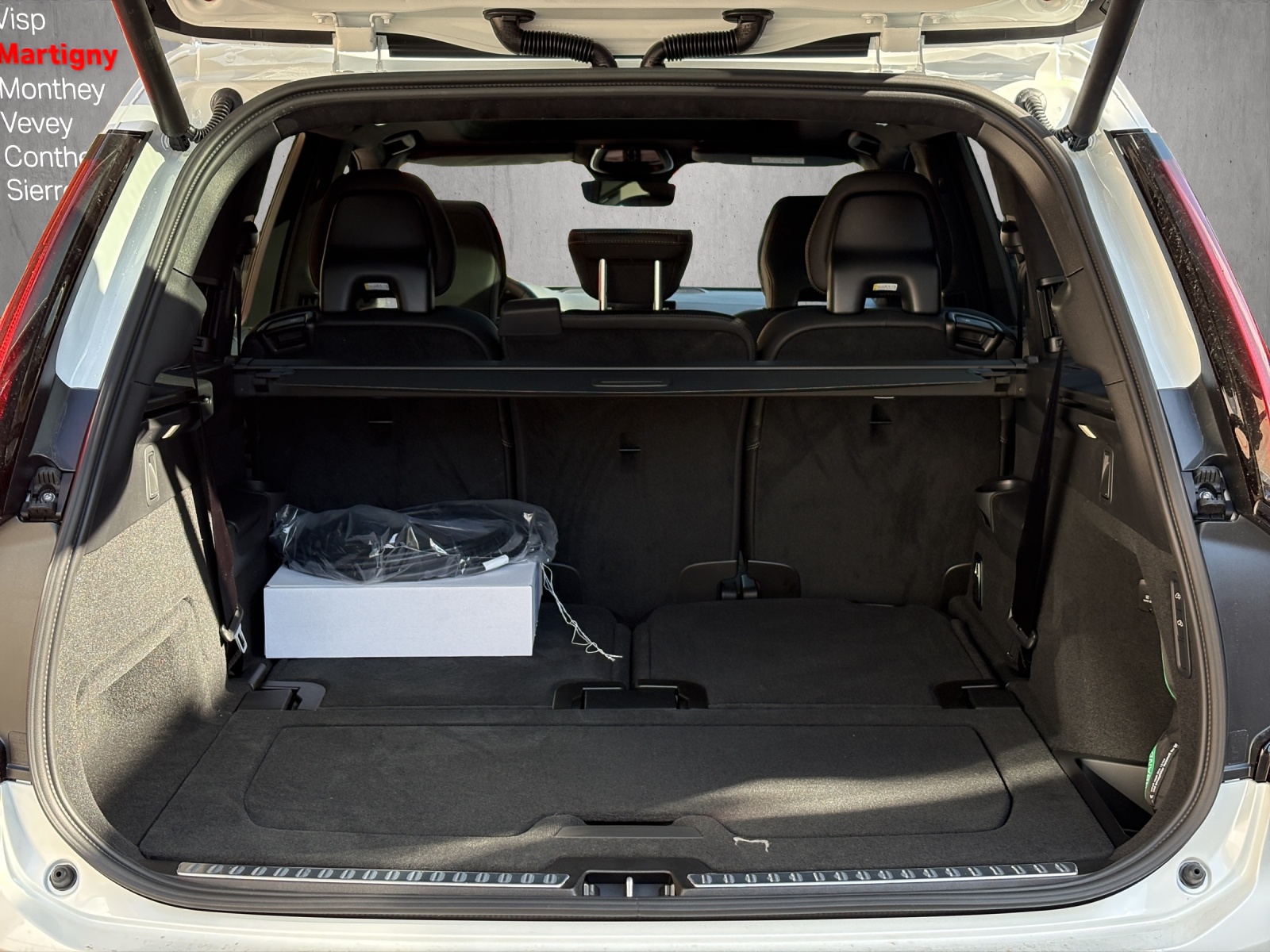 VOLVO XC90 T8 eAWD PluginHybrid Black Edition Geartronic-image-13