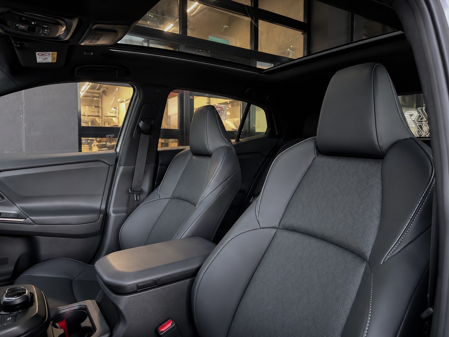 SUBARU Uncharted eV Luxury 77 kWh AWD-image-10