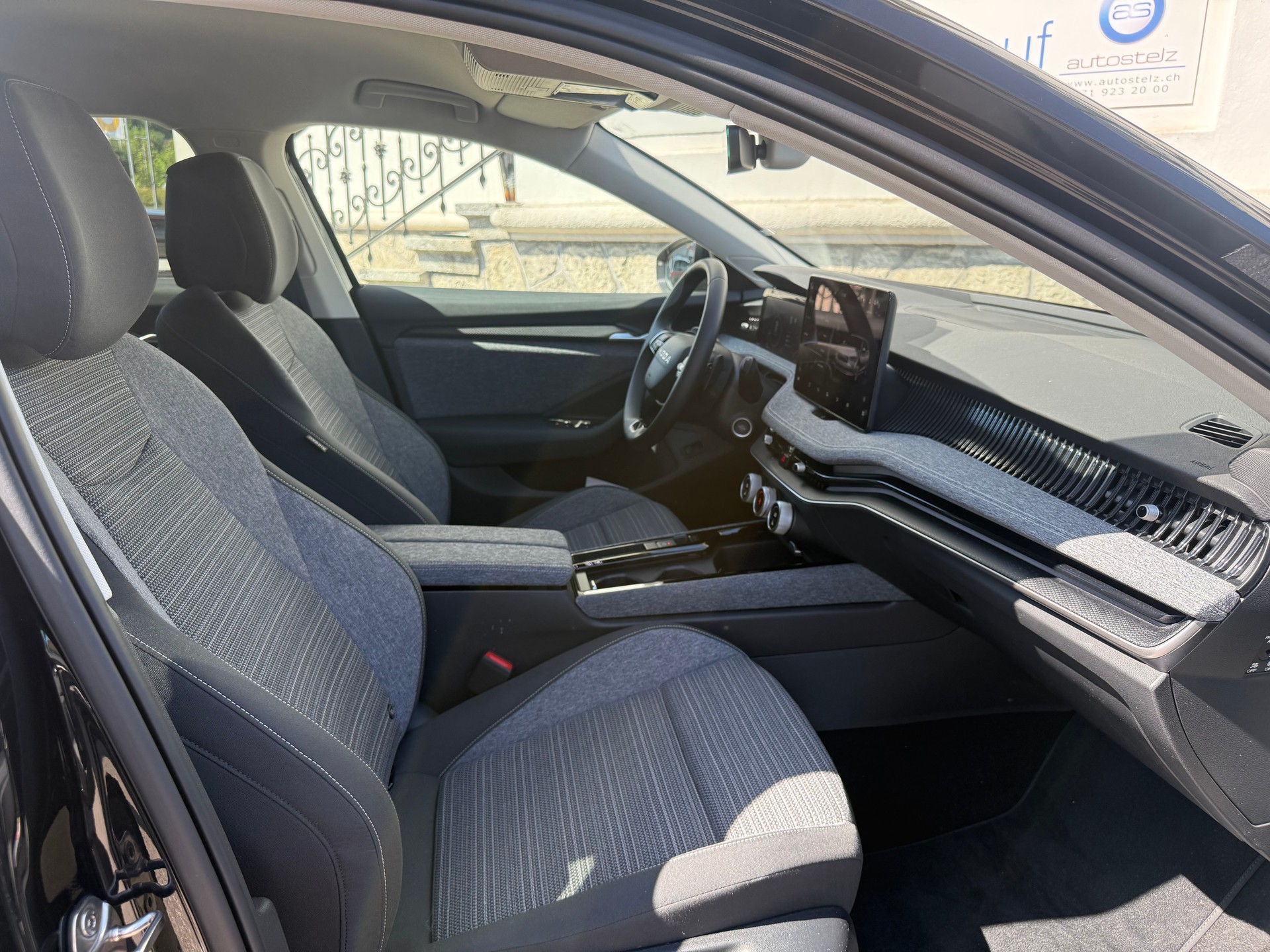 SKODA Superb Combi 2.0 TSI Selection 4x4 DSG-image-11