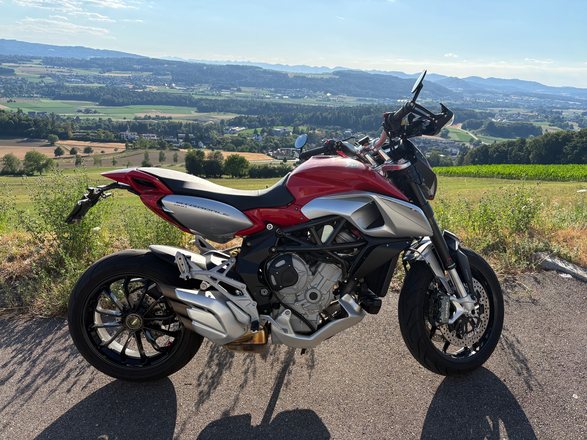 MV AGUSTA Stradale 800 EAS ABS