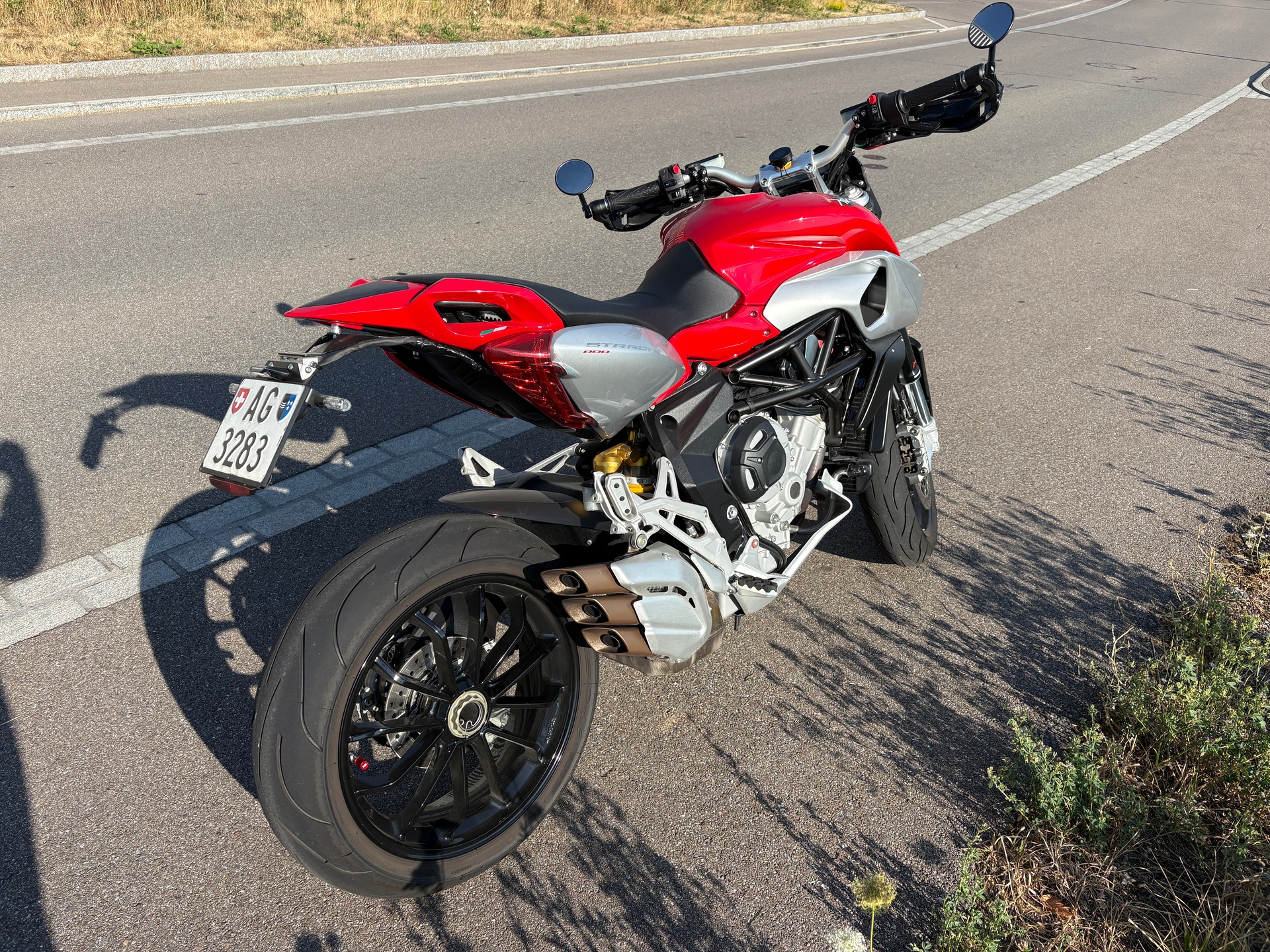 MV AGUSTA Stradale 800 EAS ABS-image-1