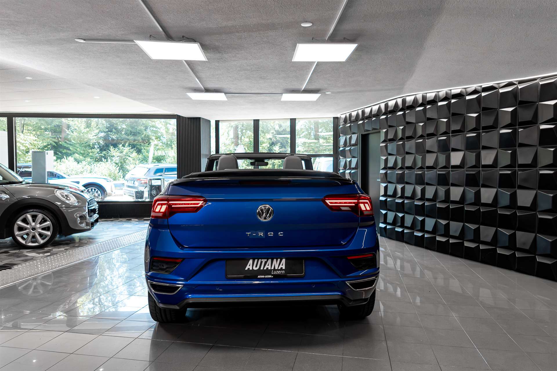 VW T-Roc Cabriolet 1.5 TSI EVO R-Line DSG-image-7