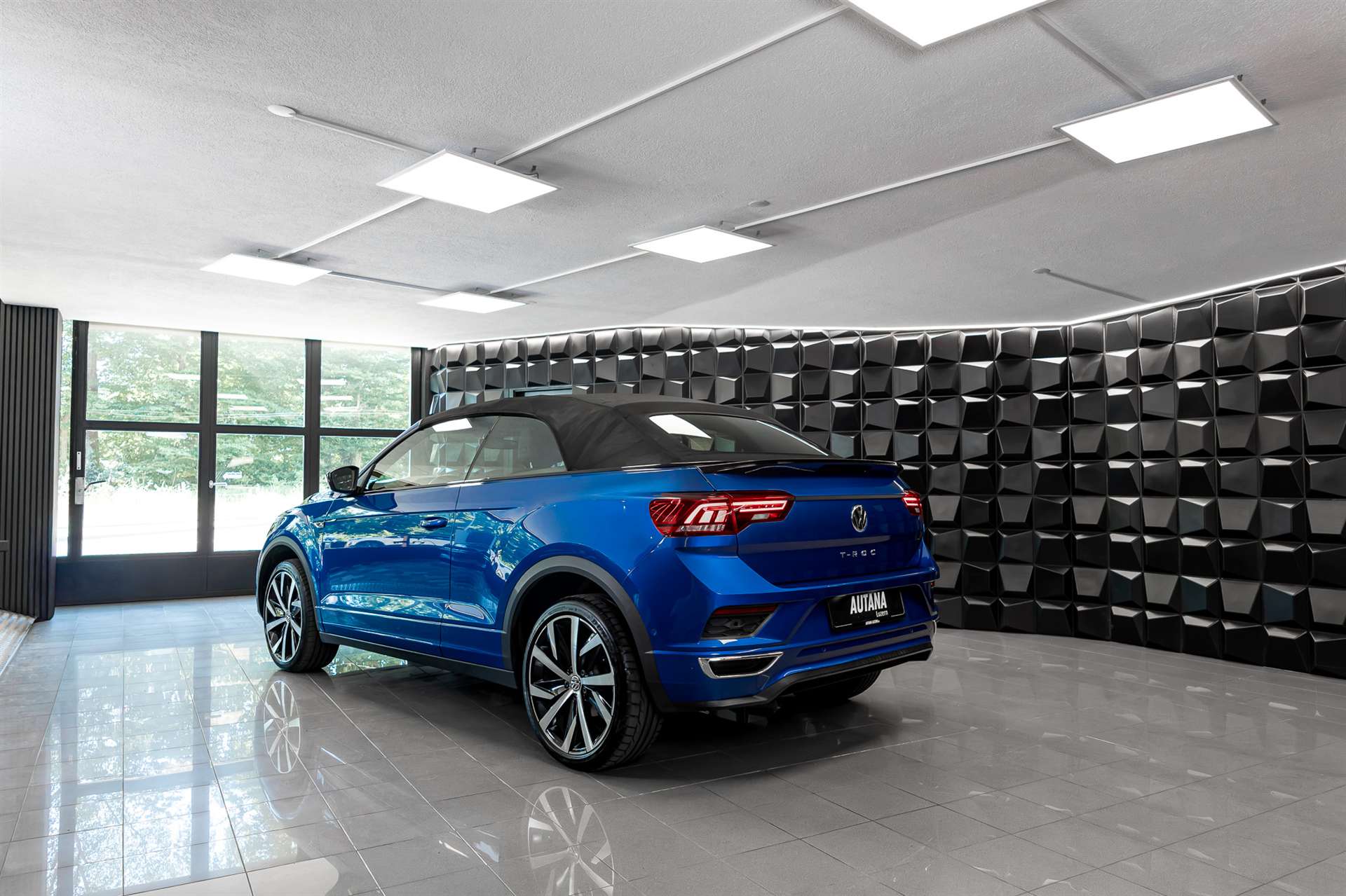 VW T-Roc Cabriolet 1.5 TSI EVO R-Line DSG-image-5