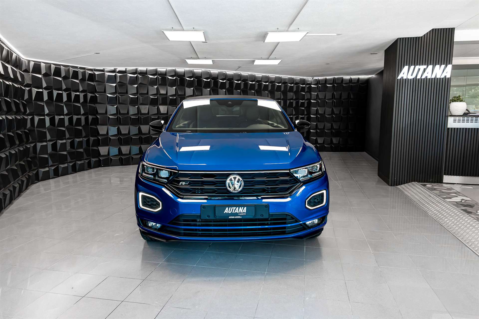 VW T-Roc Cabriolet 1.5 TSI EVO R-Line DSG-image-6