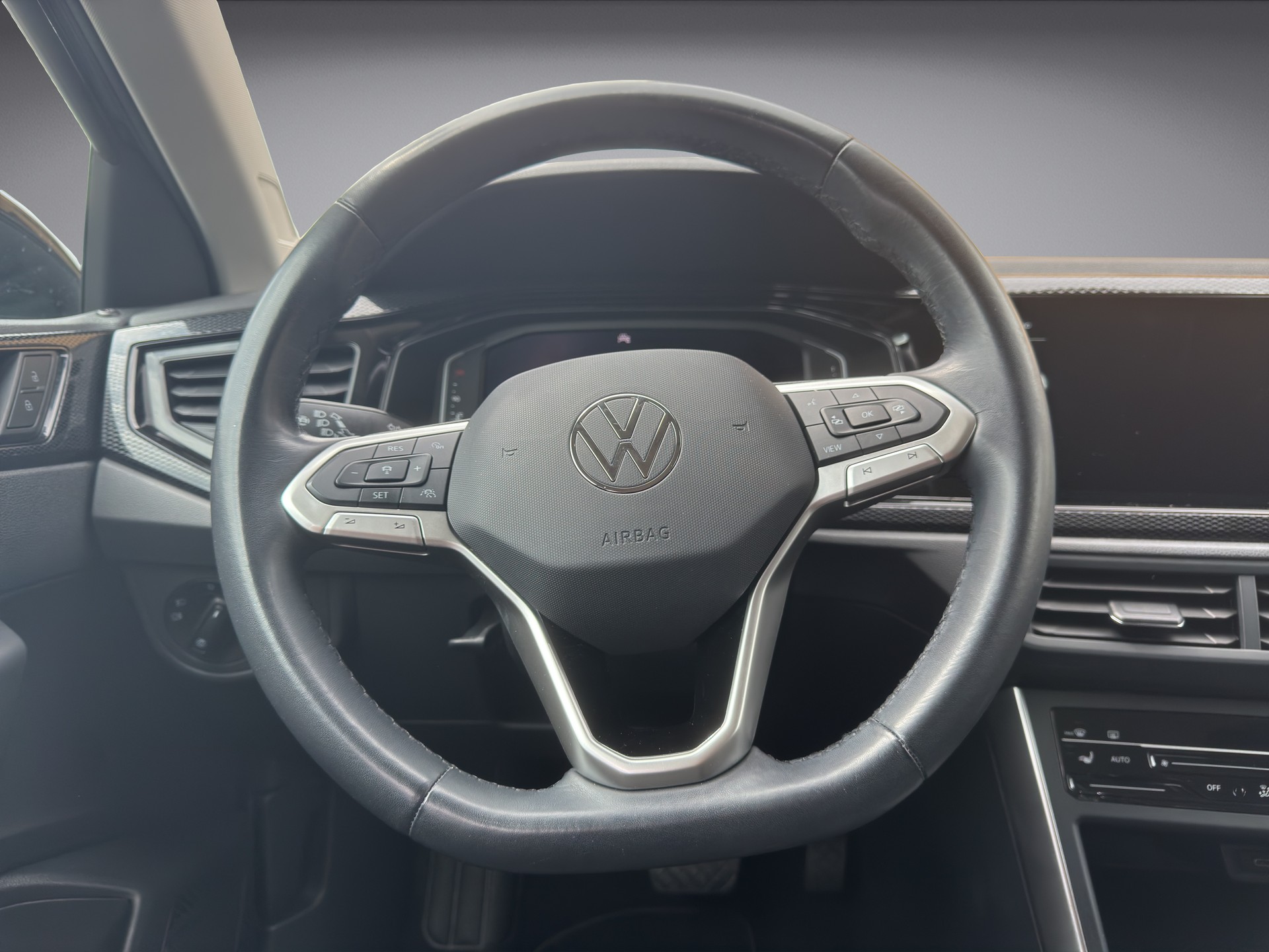VW Taigo 1.0 TSI Life-image-8