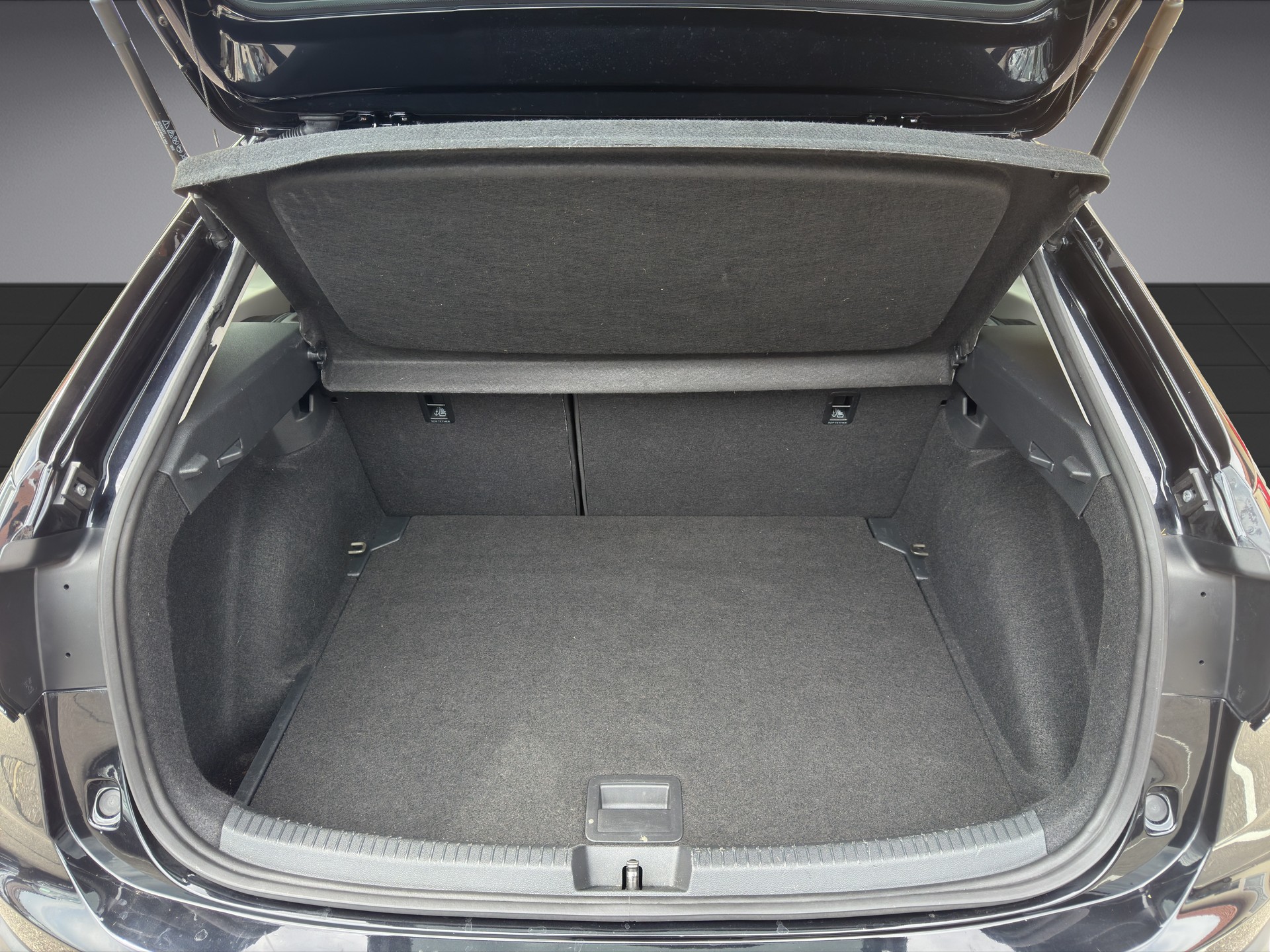 VW Taigo 1.0 TSI Life-image-4
