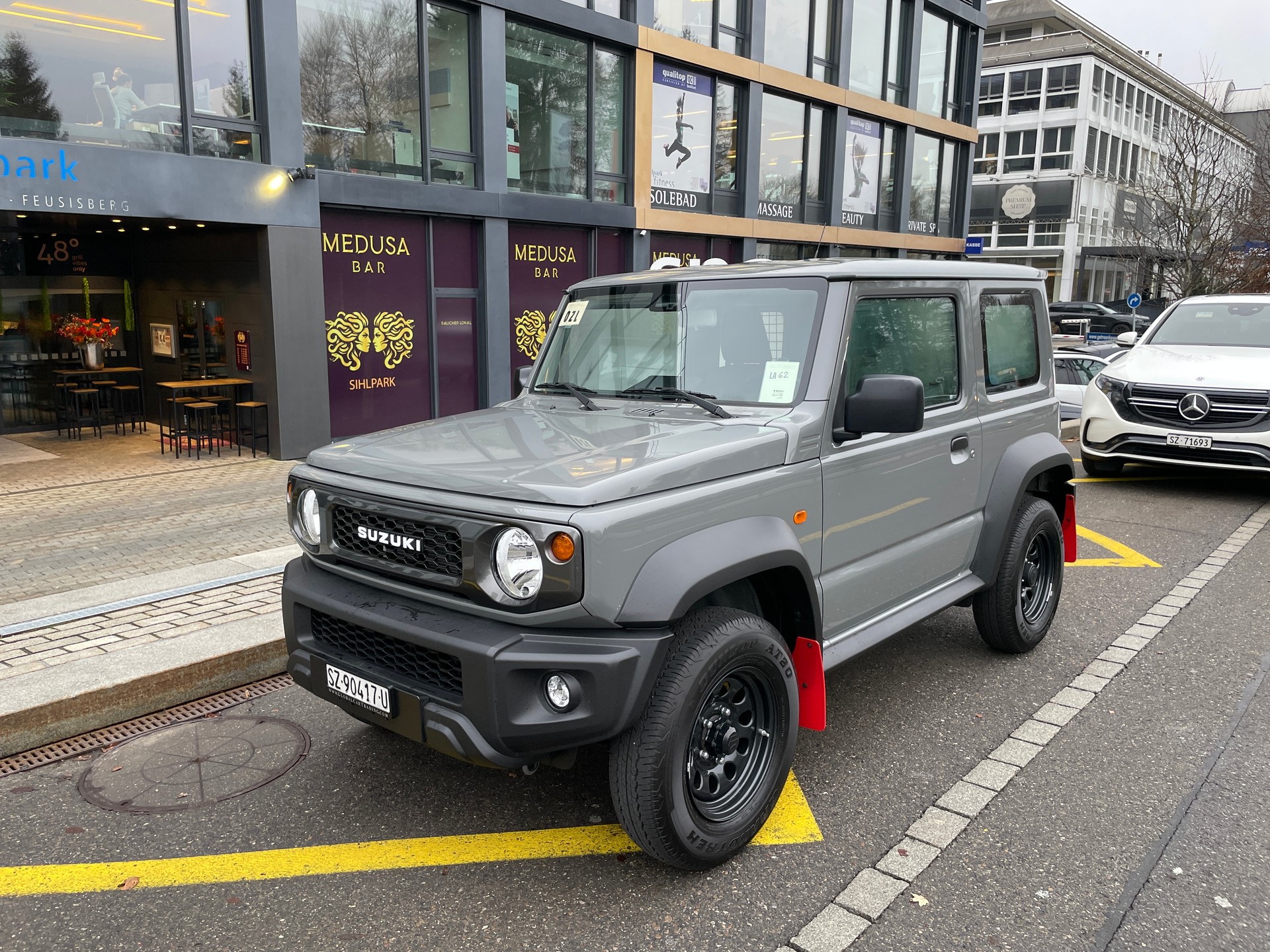 SUZUKI Jimny 1.5 Compact+ 4x4 Retro Edition-image-0