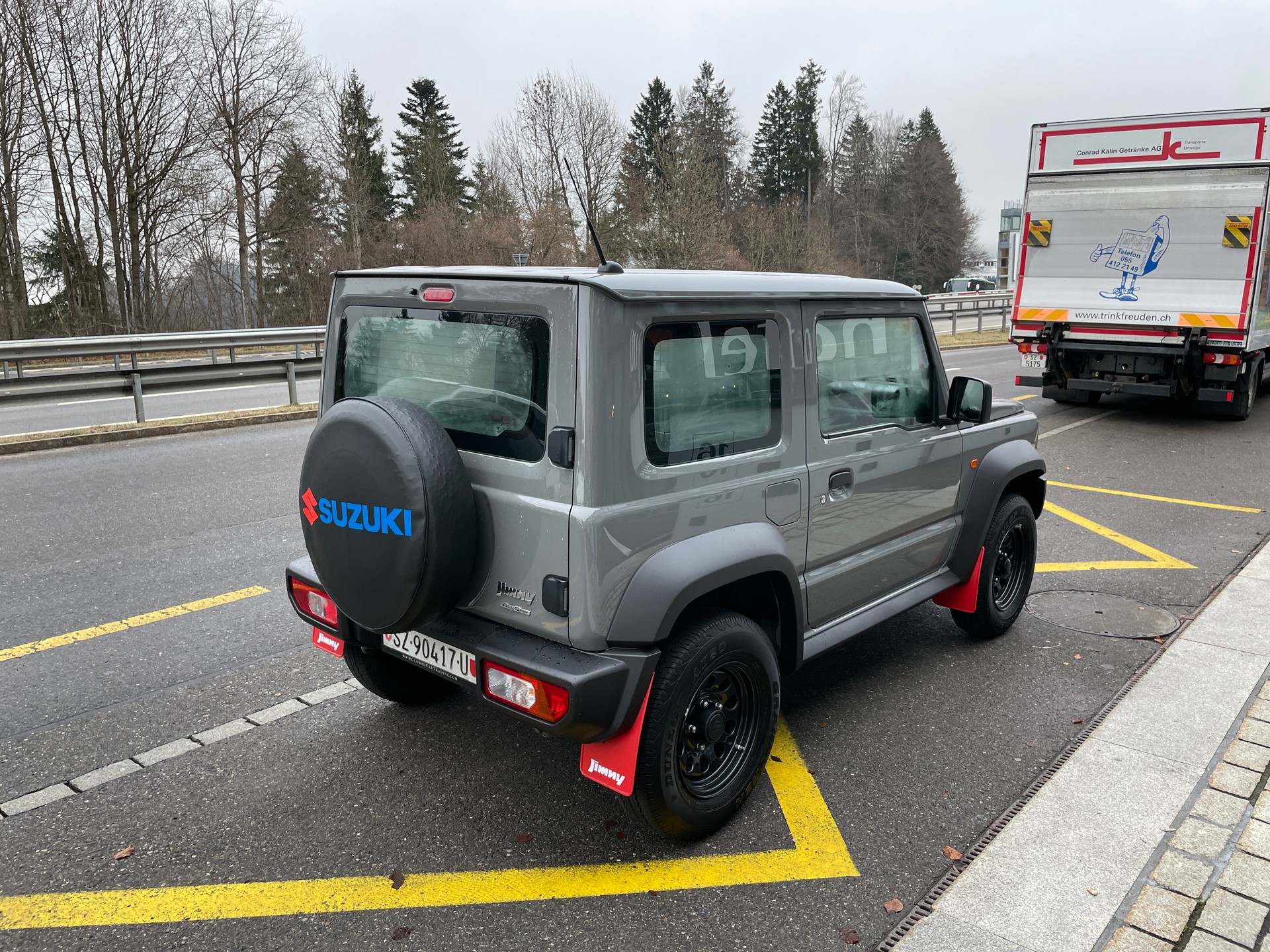 SUZUKI Jimny 1.5 Compact+ 4x4 Retro Edition-image-4