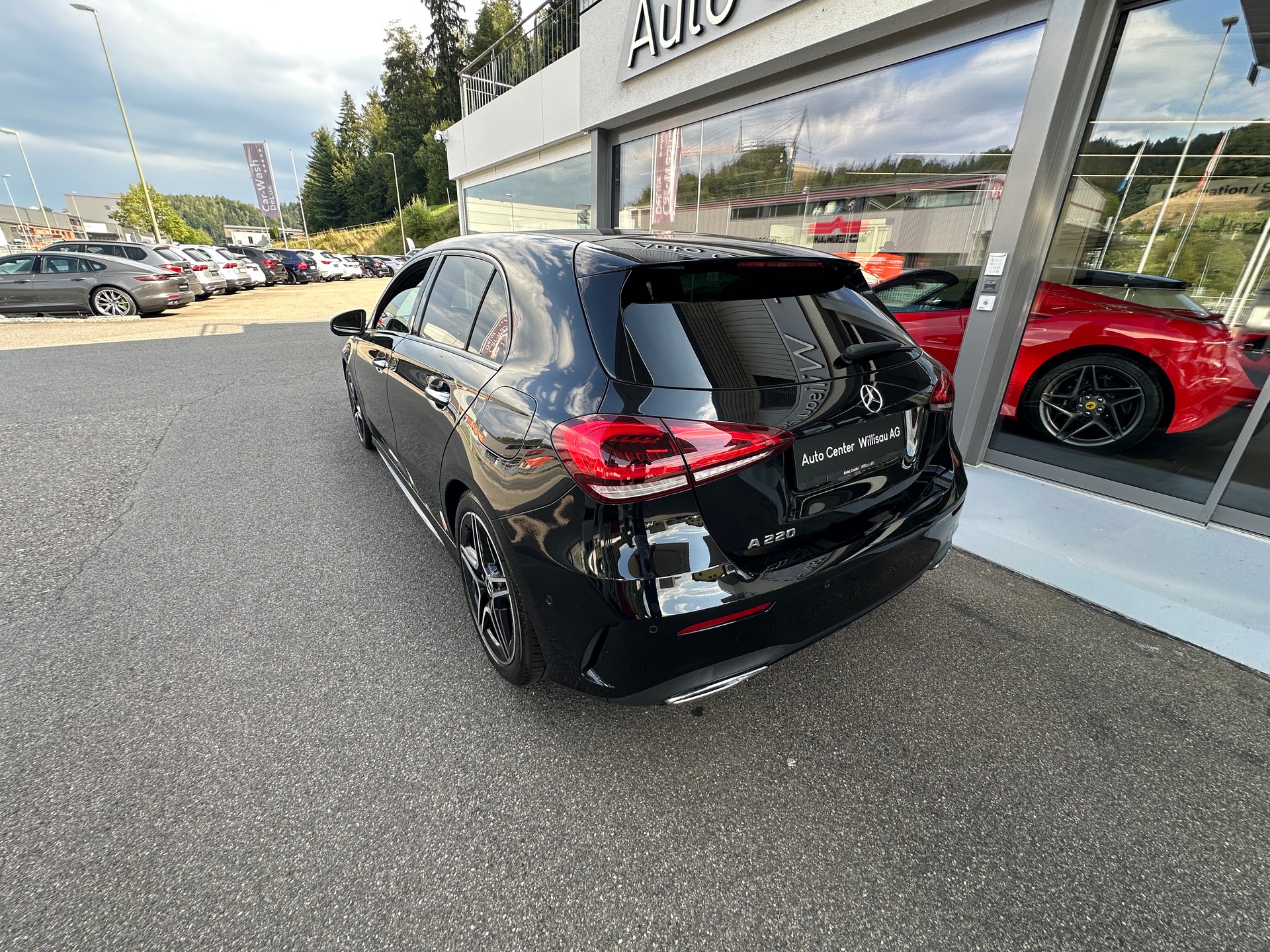 MERCEDES-BENZ A 220 AMG Line 7G-DCT-image-9