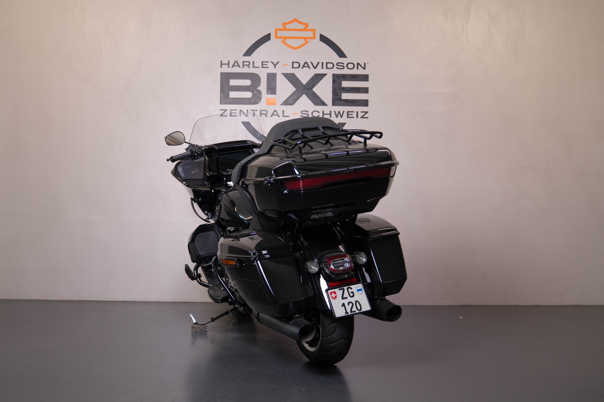 HARLEY-DAVIDSON FLTRXL Road Glide Limited 117i-showroom-element-3