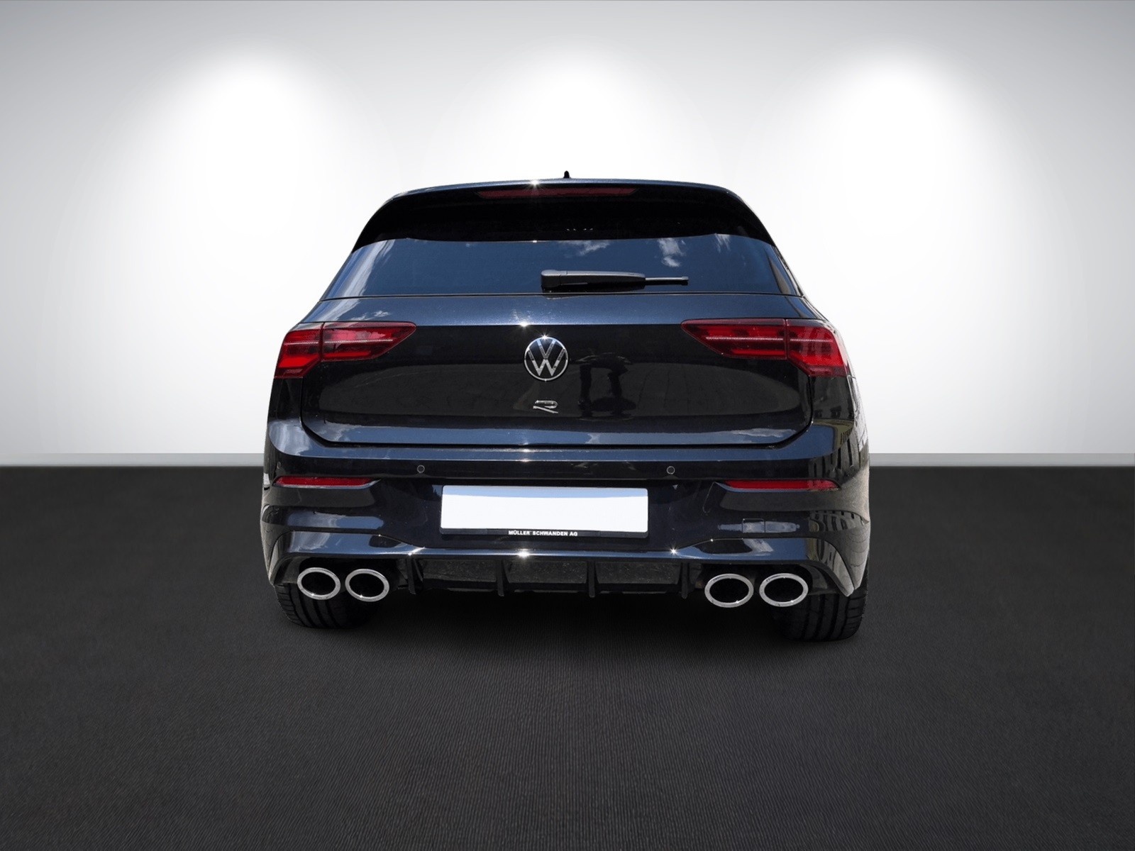 VW Golf 2.0 TSI R DSG 4Motion-image-4