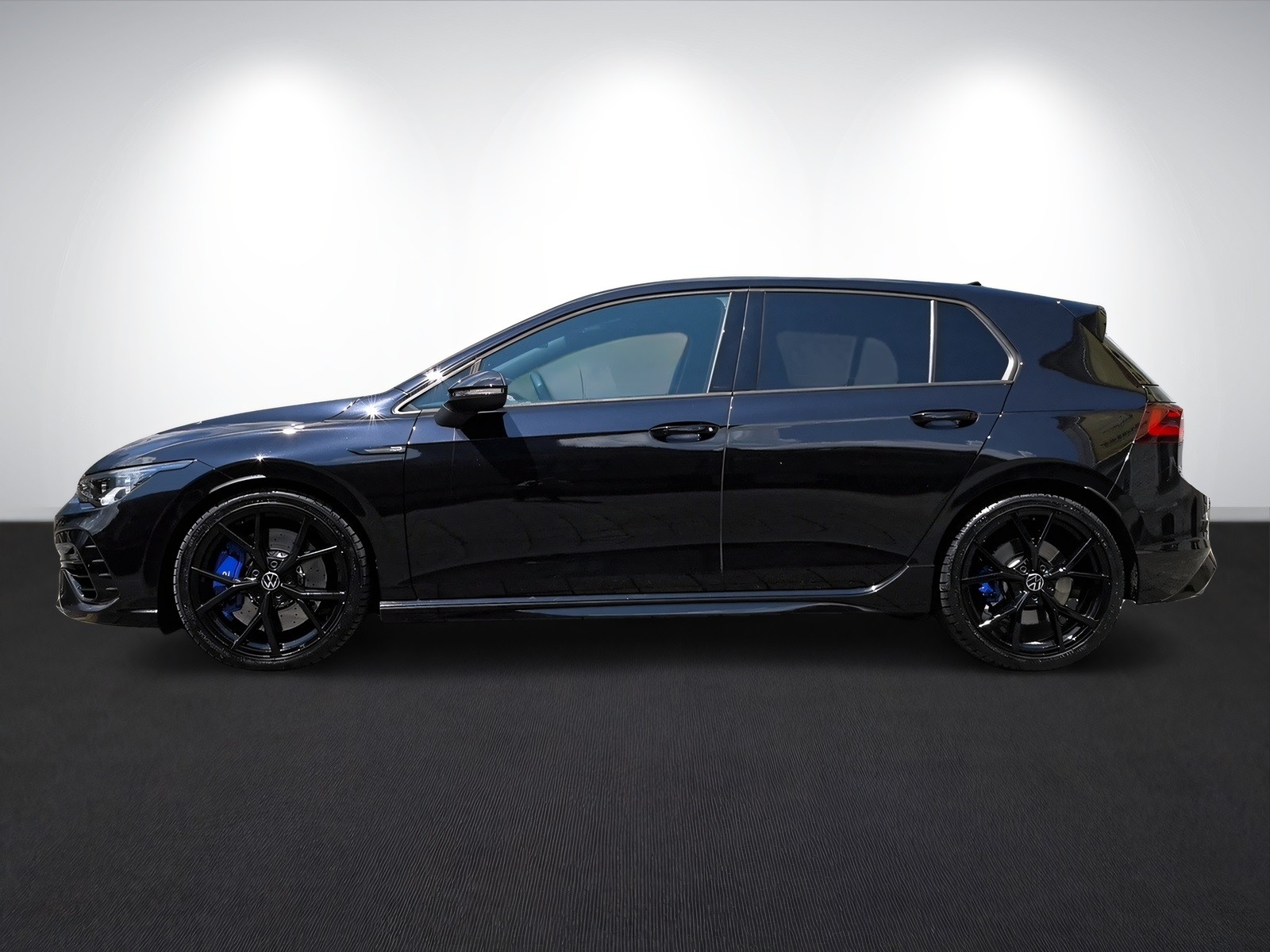 VW Golf 2.0 TSI R DSG 4Motion-image-3