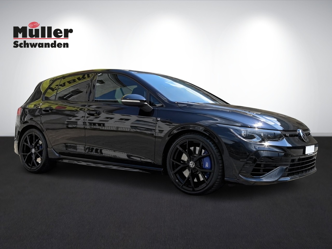 VW Golf 2.0 TSI R DSG 4Motion-image-0