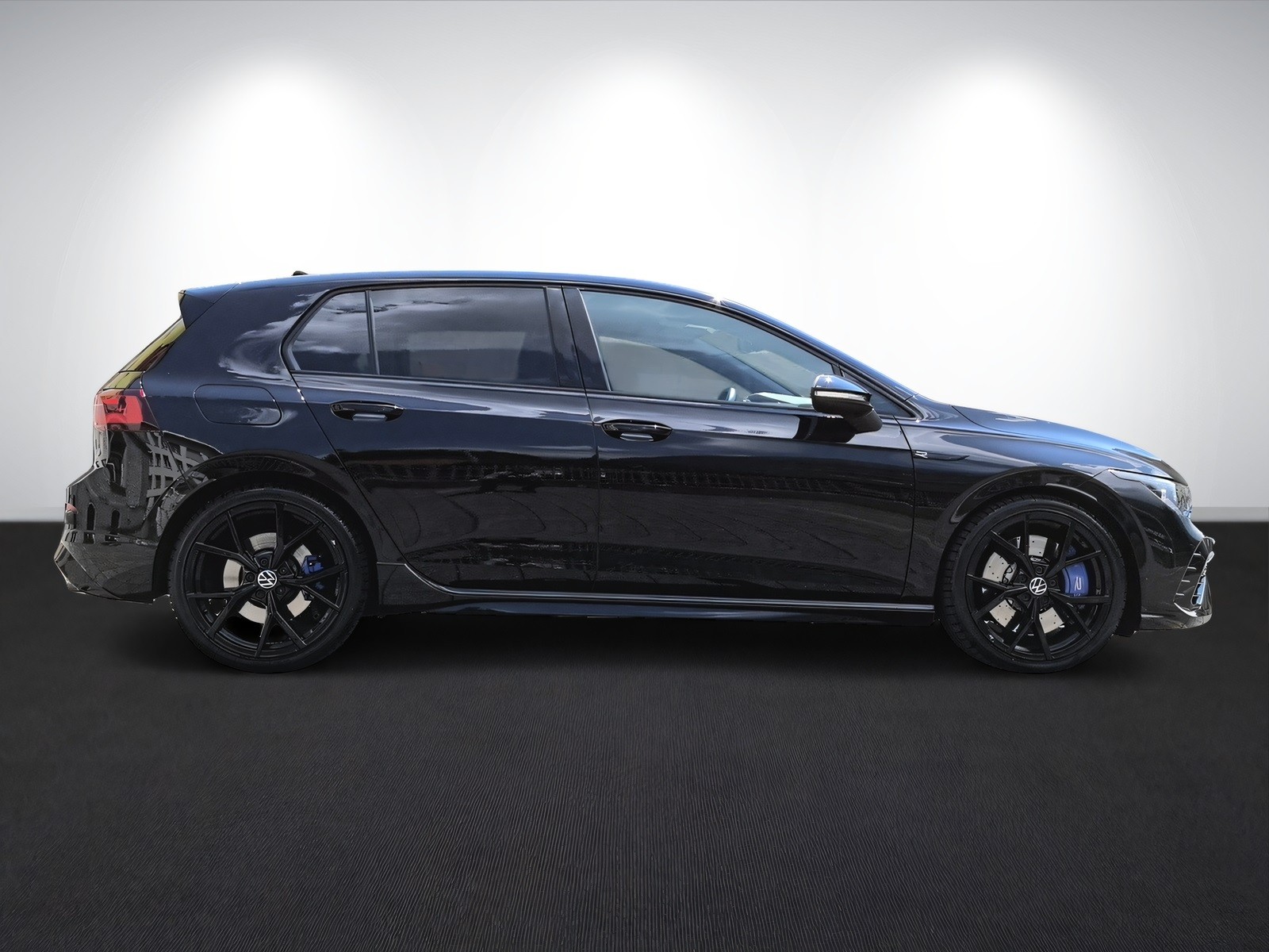 VW Golf 2.0 TSI R DSG 4Motion-image-5