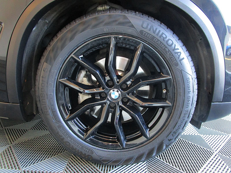 BMW X5 xDrive 30d Steptronic-image-25