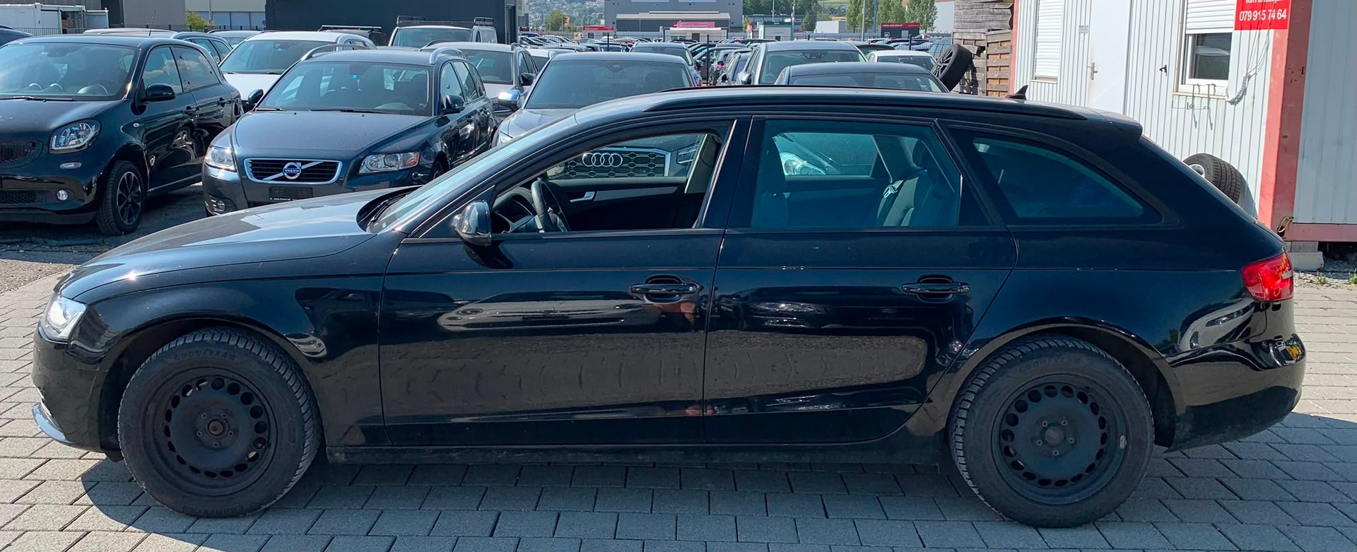 AUDI A4 Avant 2.0 TDI multitronic (Klimatronik * Sensoren * Radio CD * Multilenkrad * Led Mit Xenon * Navigation * BO5)-image-4