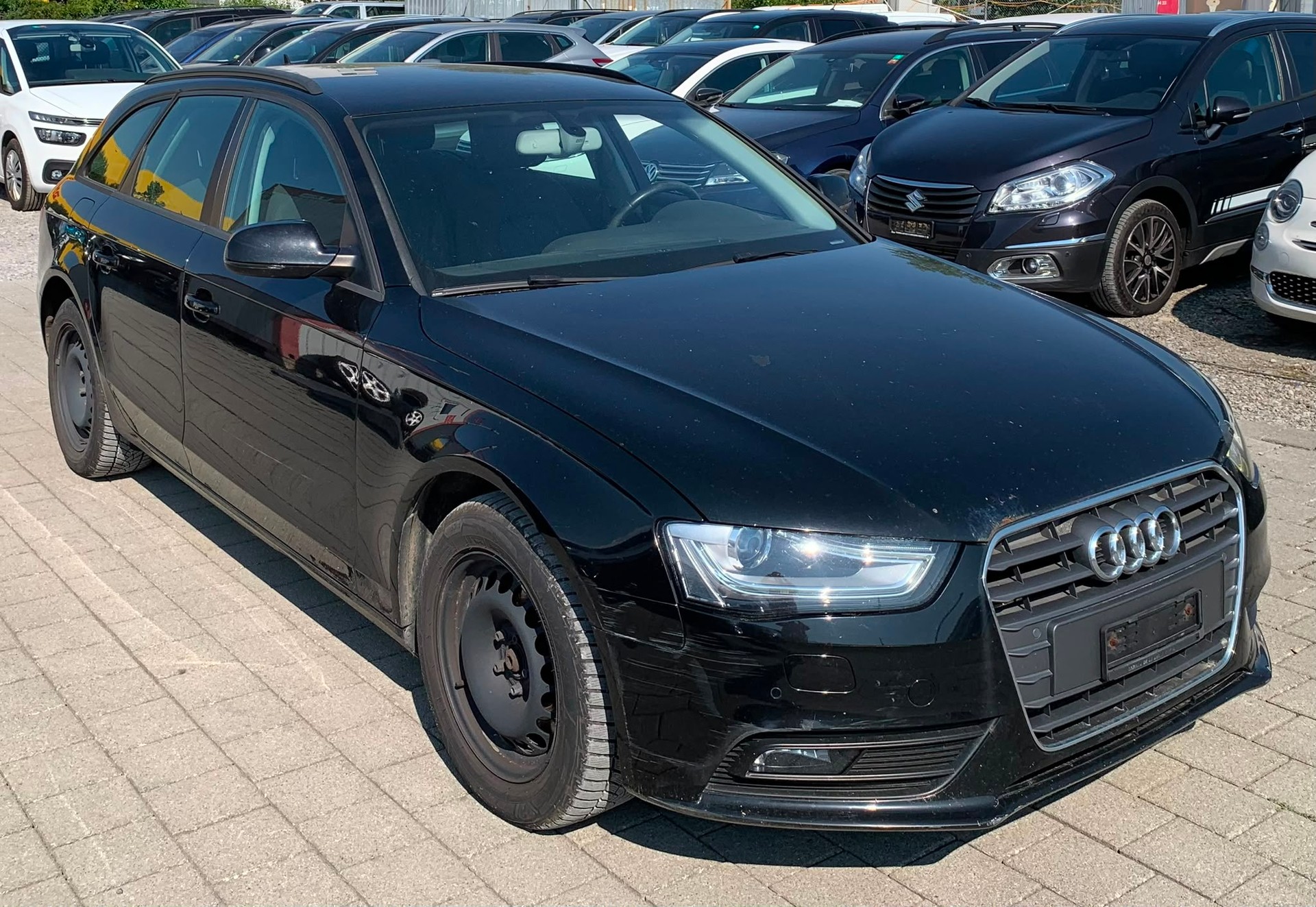 AUDI A4 Avant 2.0 TDI multitronic (Klimatronik * Sensoren * Radio CD * Multilenkrad * Led Mit Xenon * Navigation * BO5)-image-3