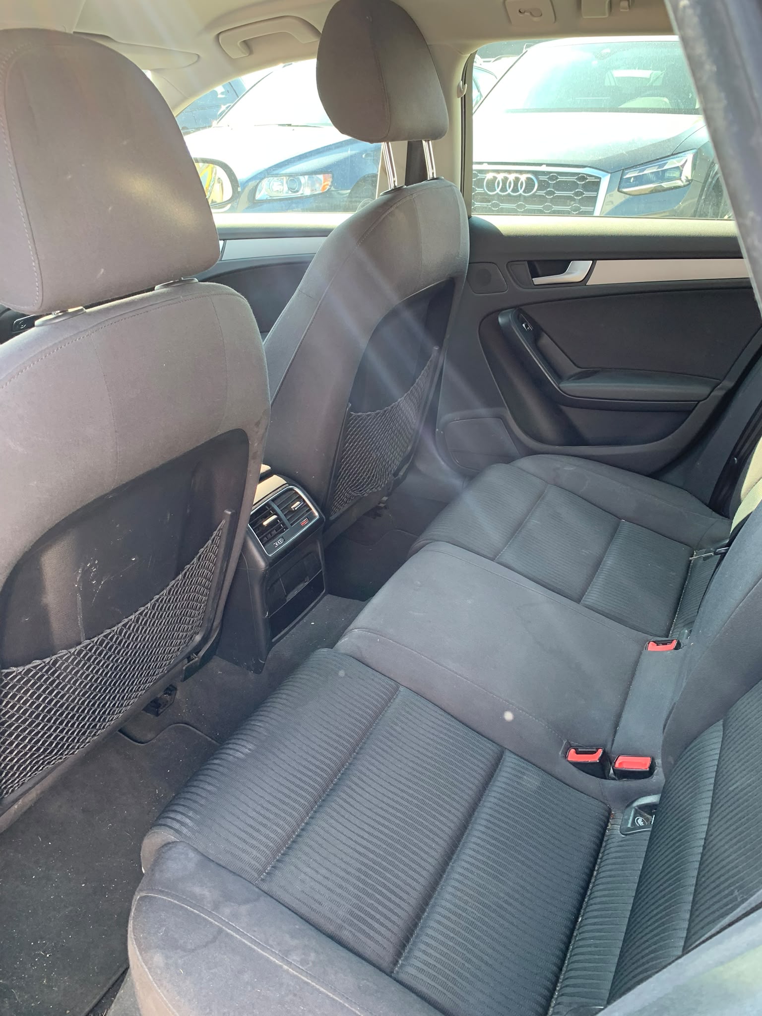 AUDI A4 Avant 2.0 TDI multitronic (Klimatronik * Sensoren * Radio CD * Multilenkrad * Led Mit Xenon * Navigation * BO5)-image-14