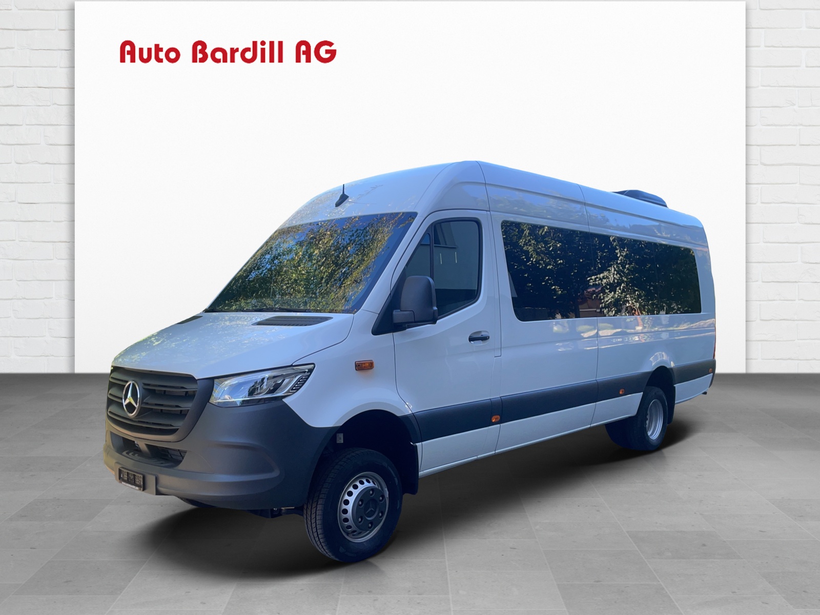 MERCEDES-BENZ Sprinter 519 CDI Extralang 9G-TRONIC 4x4