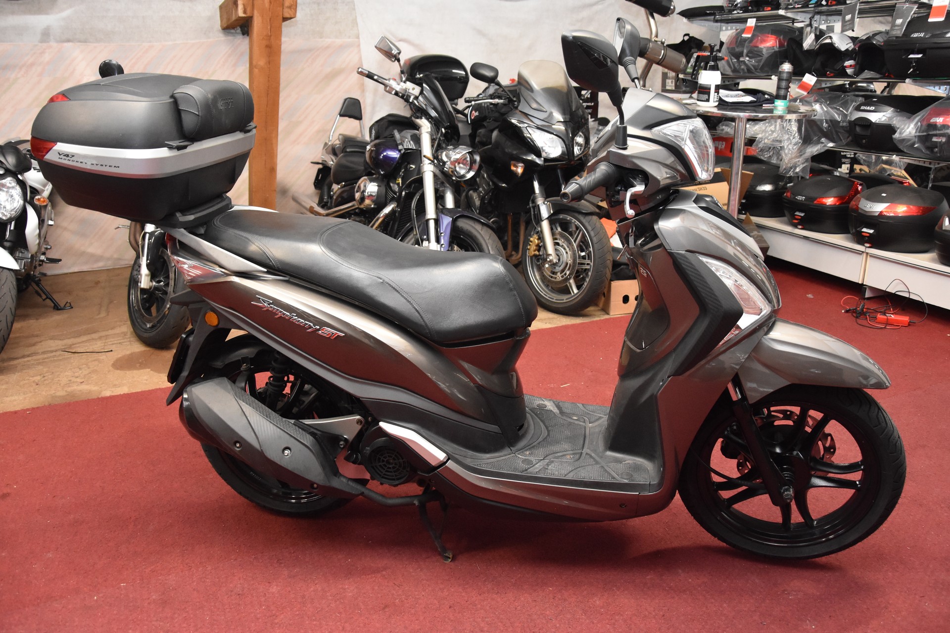 SYM Symphony ST 125 i AC-image-4