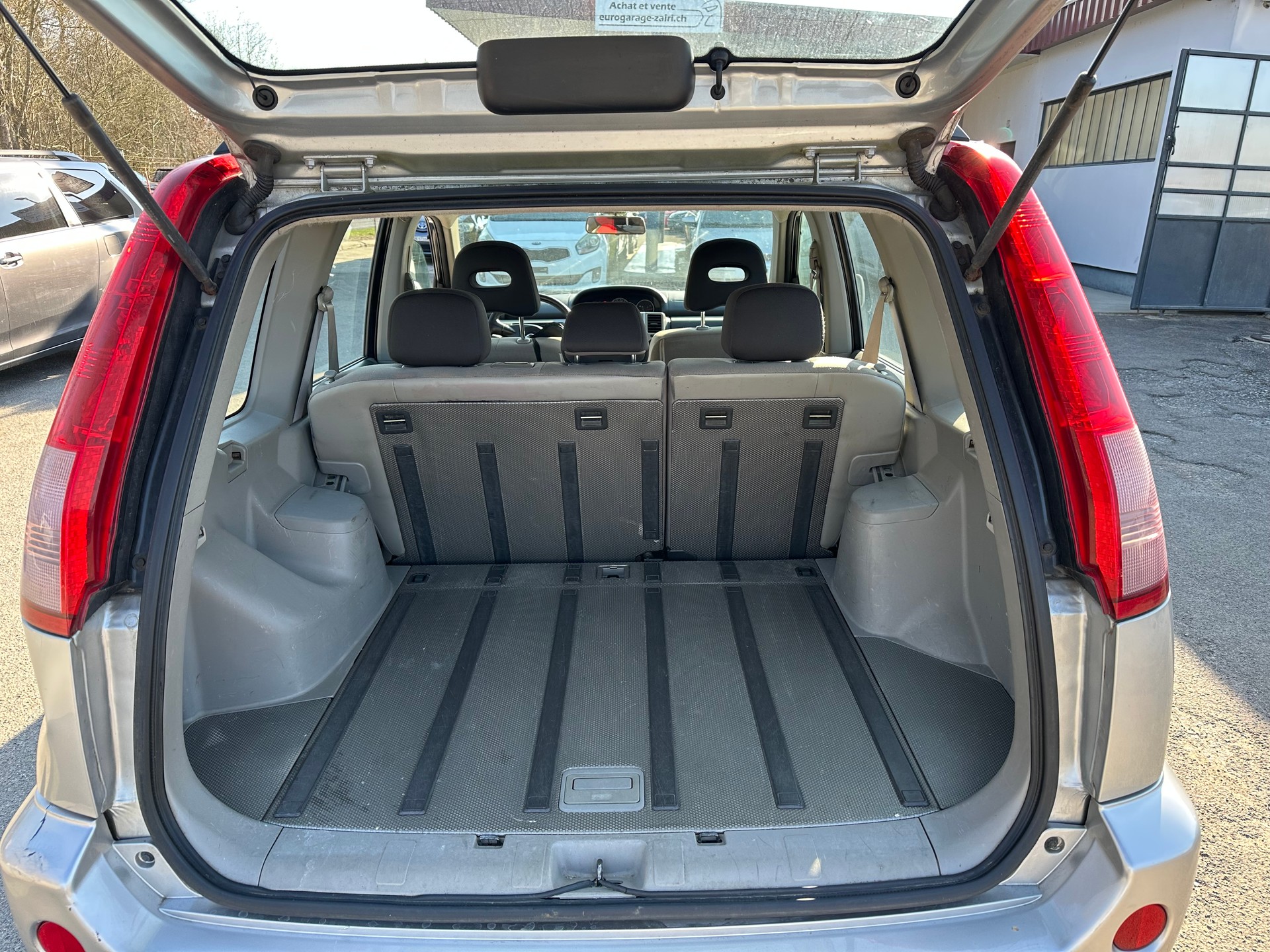 NISSAN X-Trail 2.0 16V Columbia 2WD-image-5