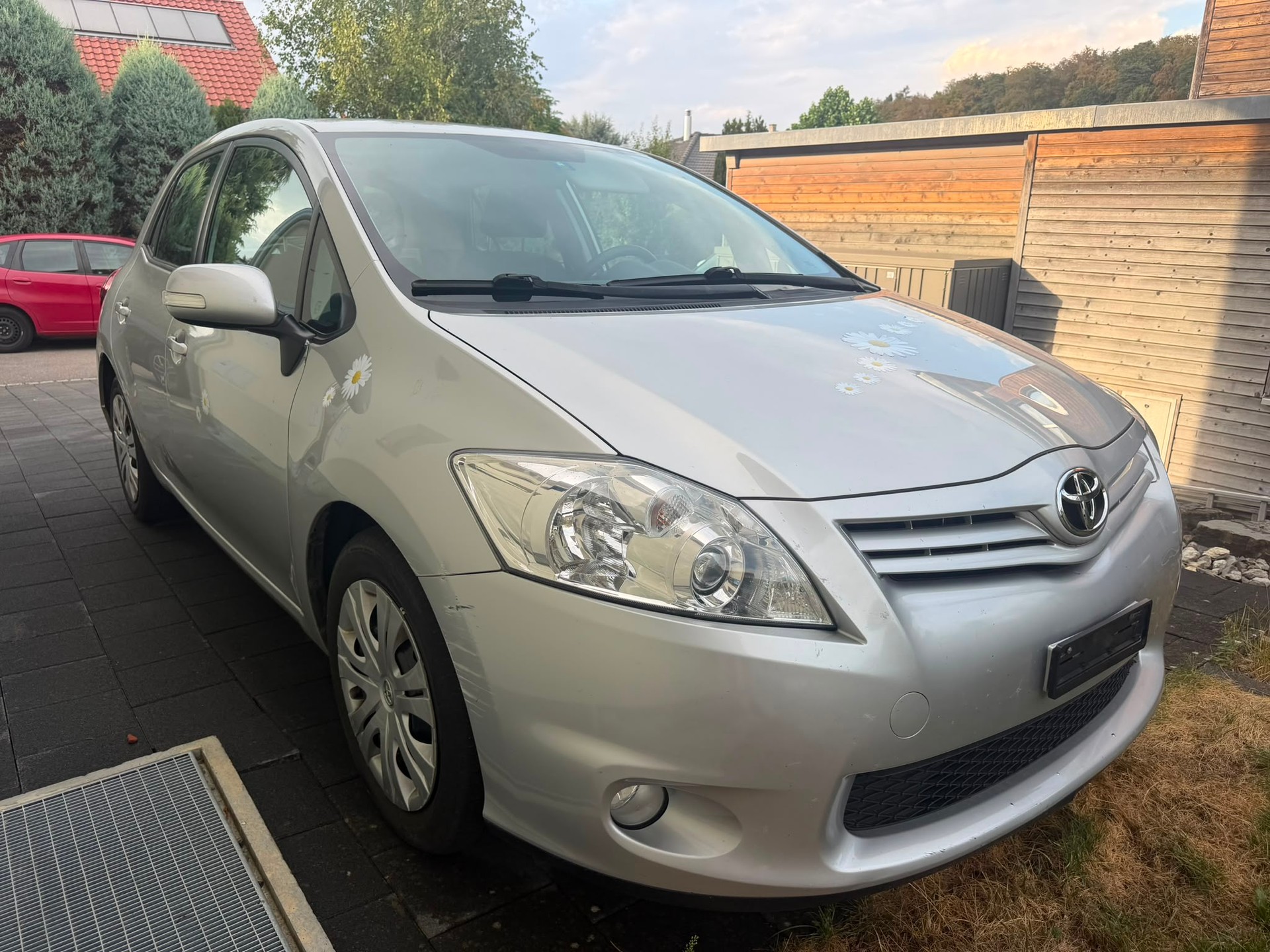 TOYOTA Auris 1.6 Linea Luna-image-1