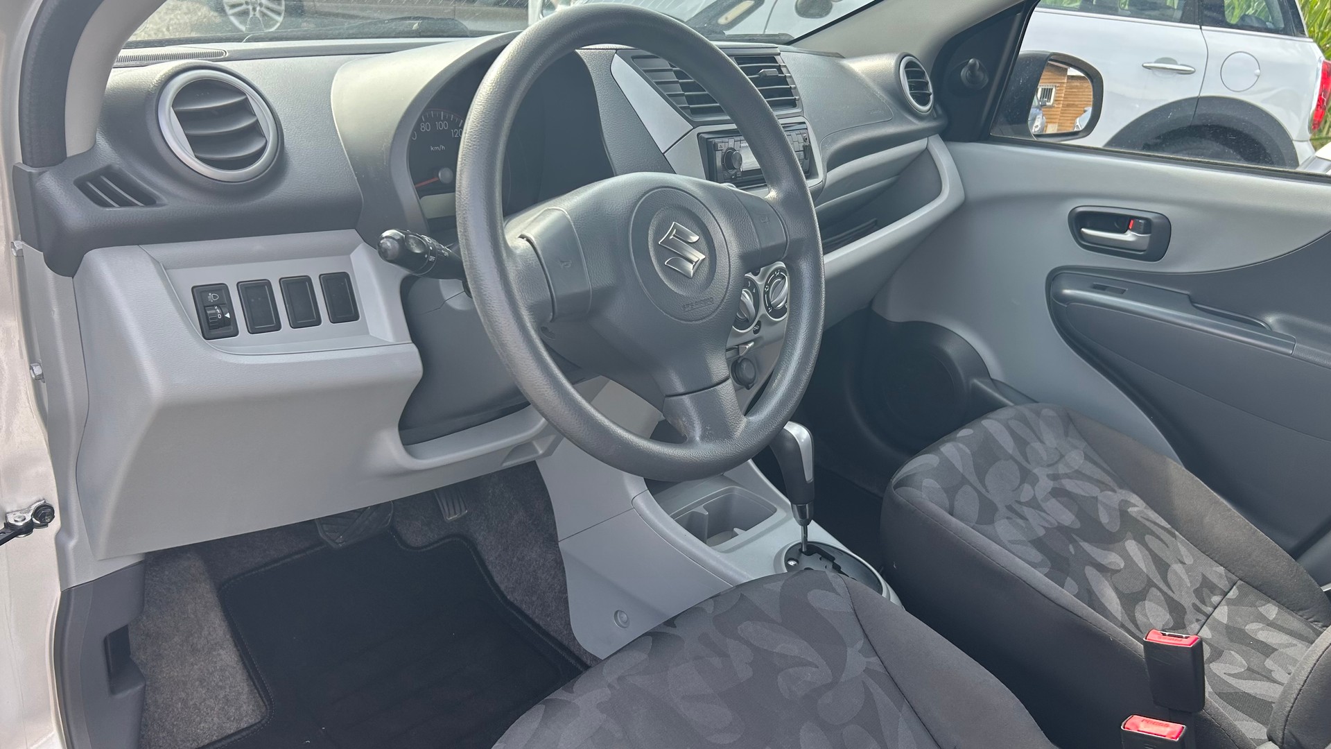SUZUKI Alto 1.0 GL Automatic-image-2