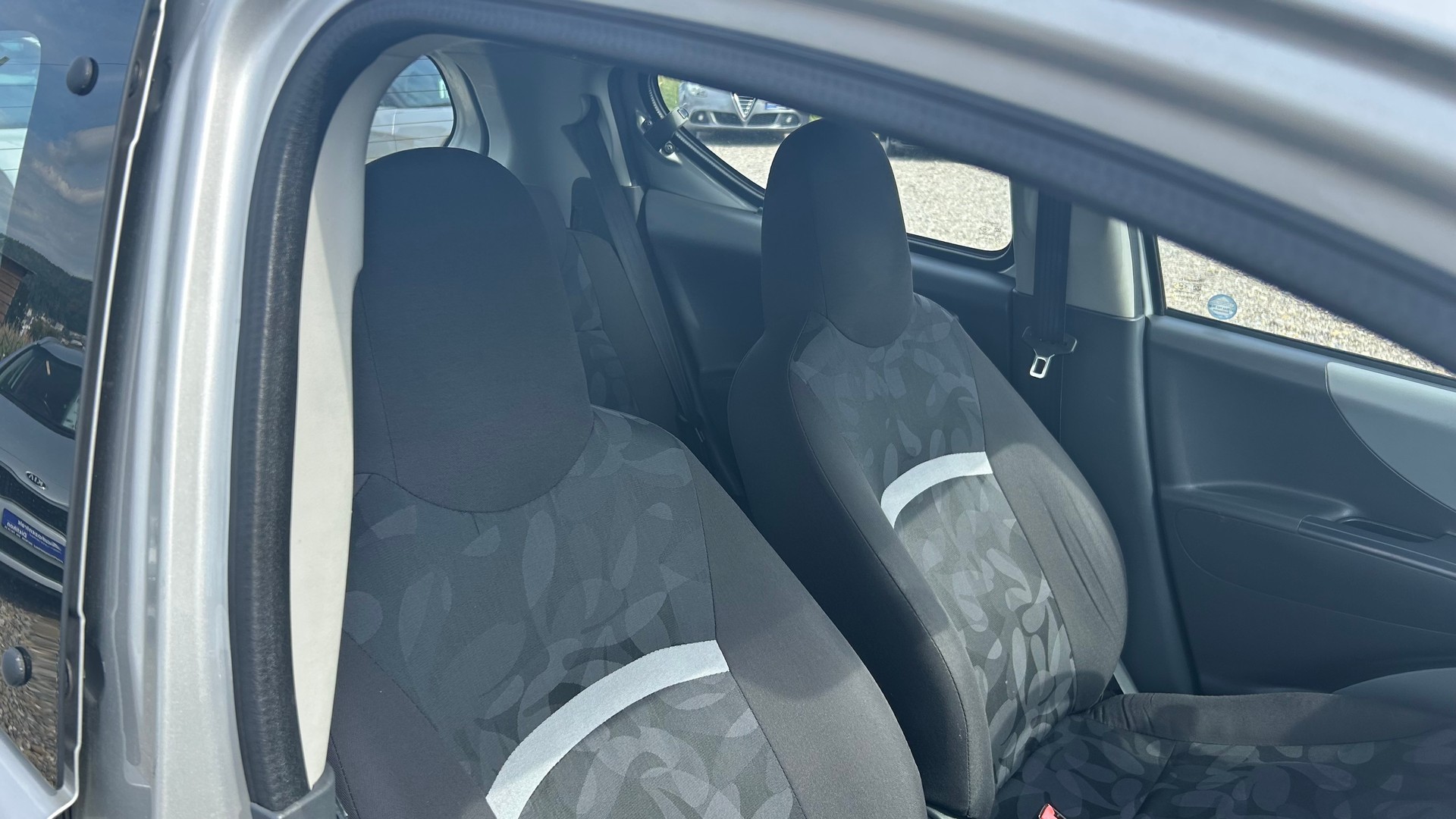 SUZUKI Alto 1.0 GL Automatic-image-9