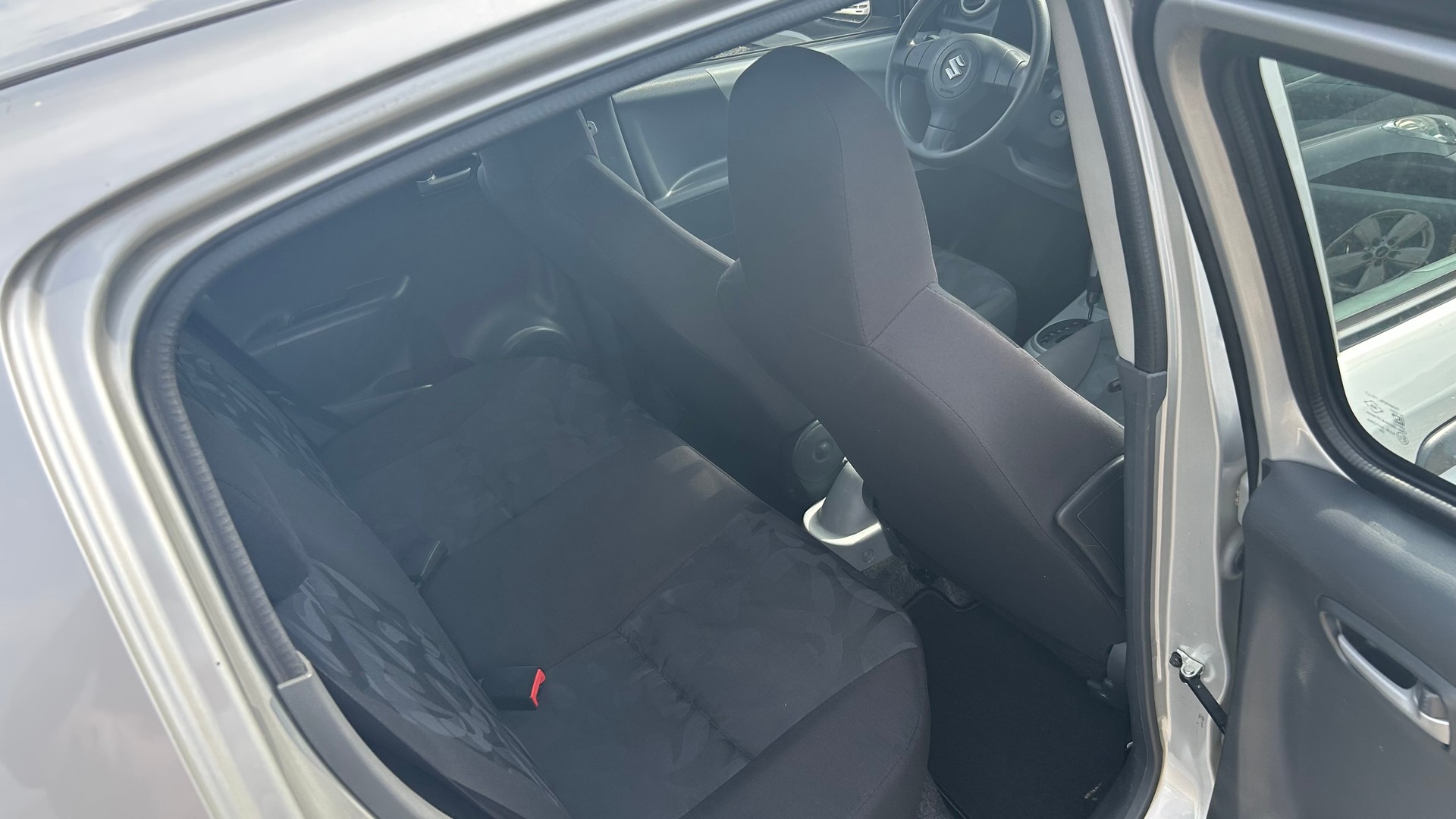 SUZUKI Alto 1.0 GL Automatic-image-24