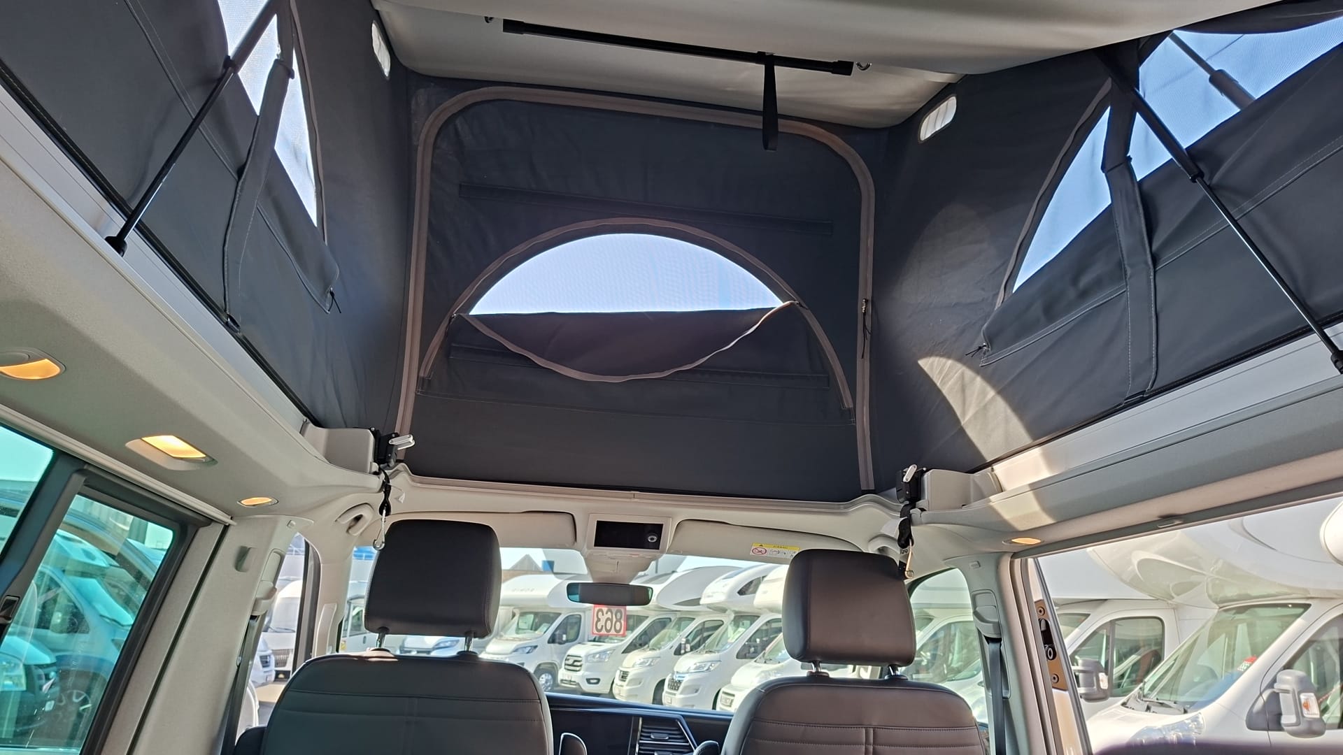VW T6.1 California 2.0 TDI Beach Liberty 4Motion DSG-image-17