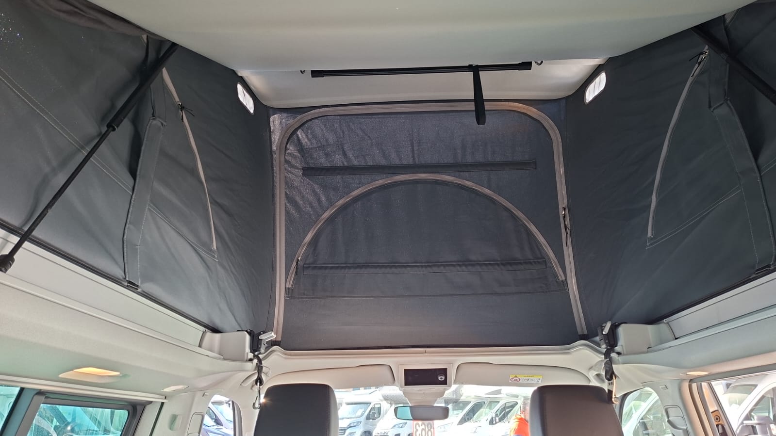 VW T6.1 California 2.0 TDI Beach Liberty 4Motion DSG-image-22
