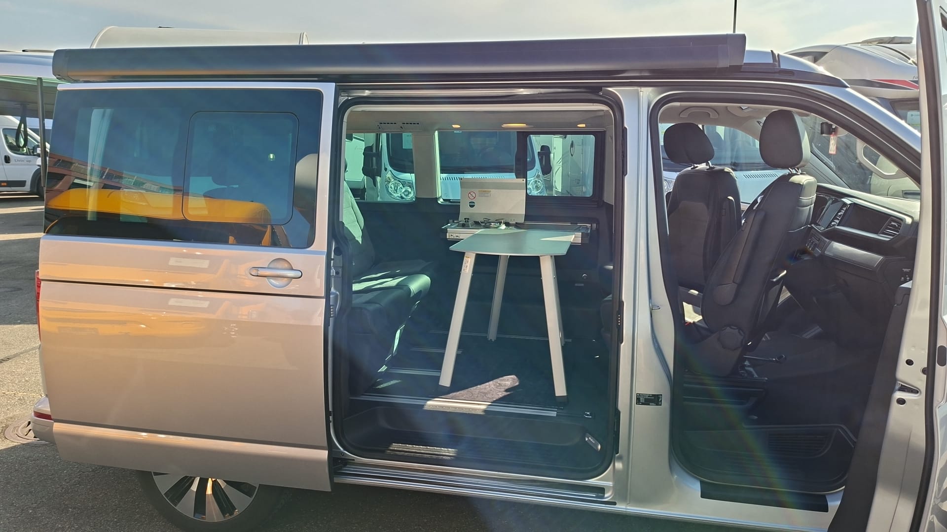 VW T6.1 California 2.0 TDI Beach Liberty 4Motion DSG-image-10