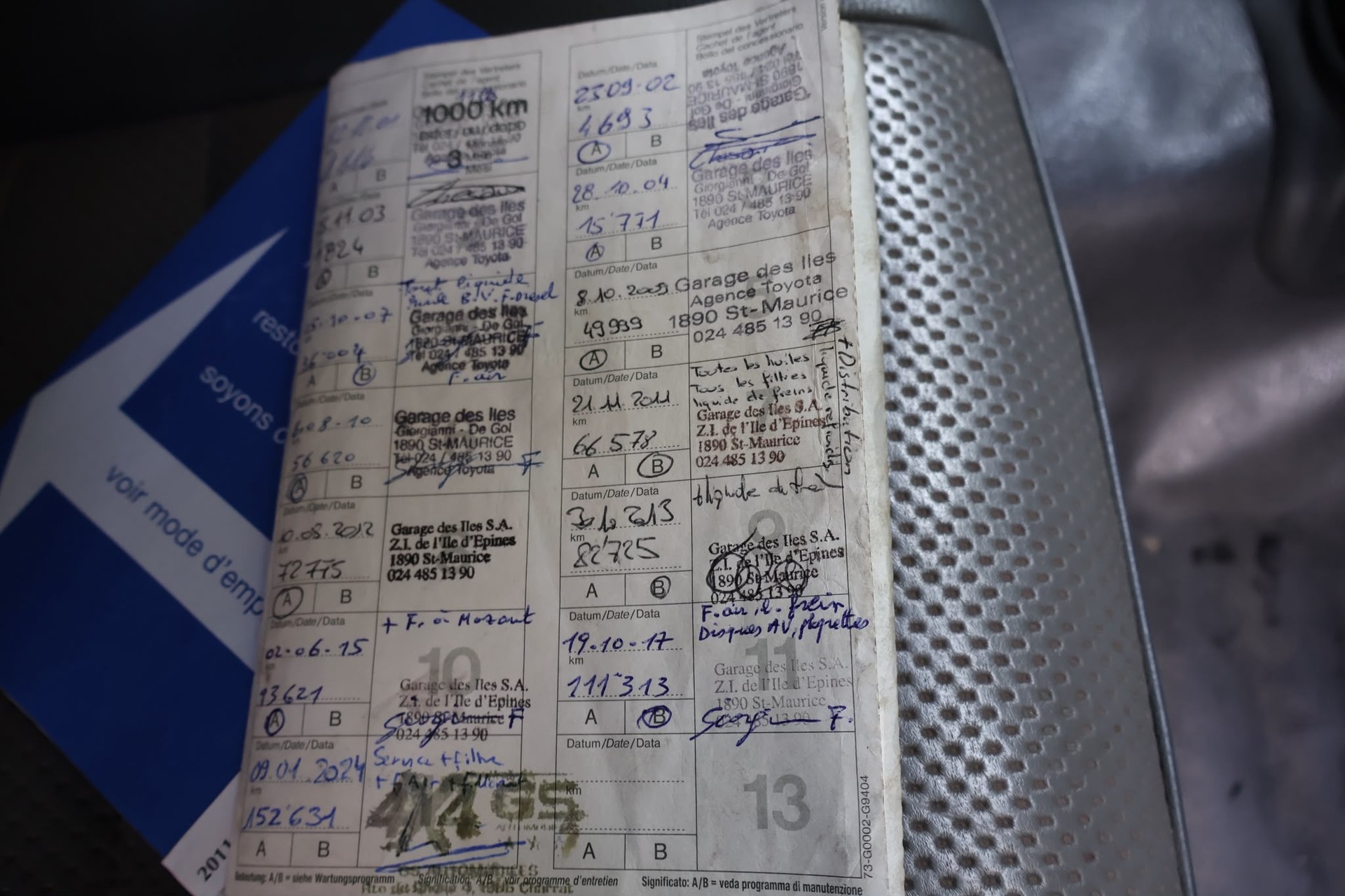 TOYOTA Land Cruiser 400 HdT 4.2 D-image-15