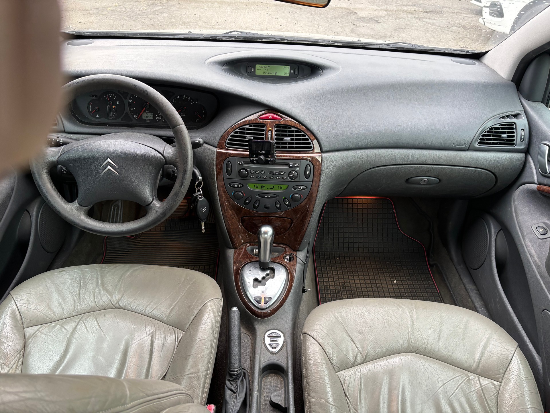 CITROEN C5 Berline 3.0 V6 Exclusive Automatic-image-2