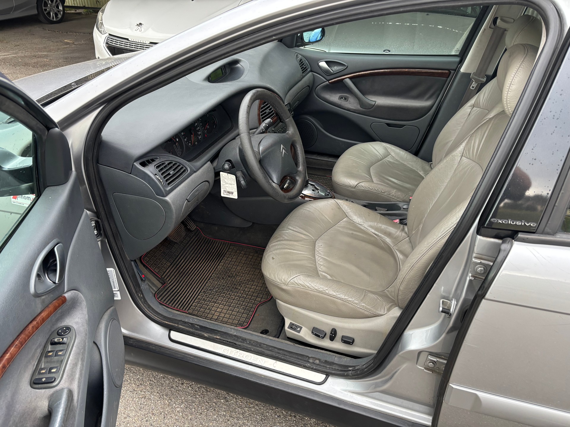 CITROEN C5 Berline 3.0 V6 Exclusive Automatic-image-4