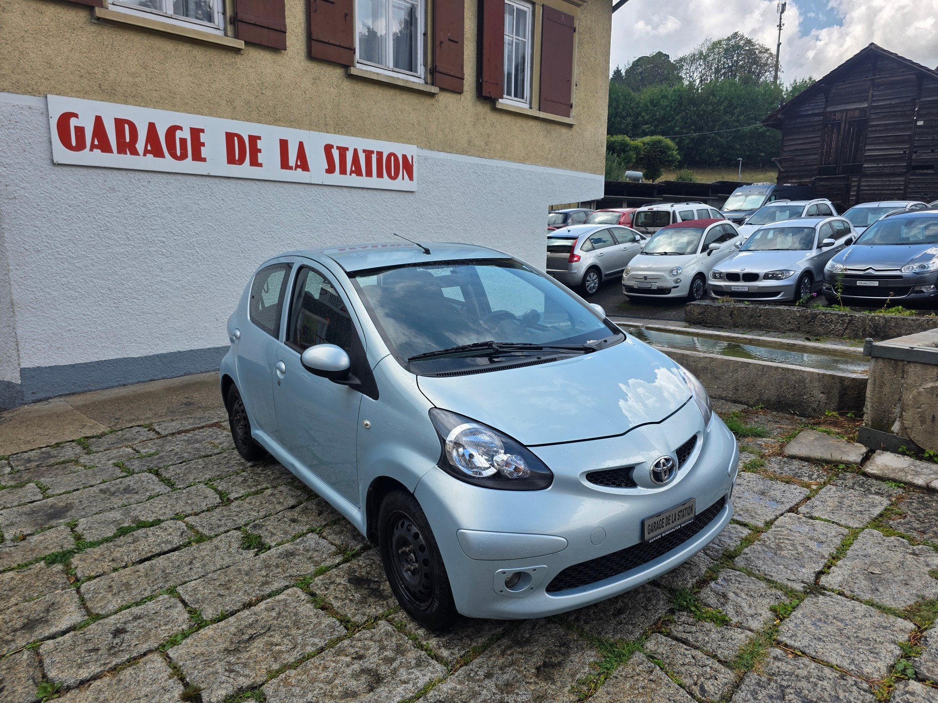 TOYOTA Aygo 1.0 Linea Terra-image-2