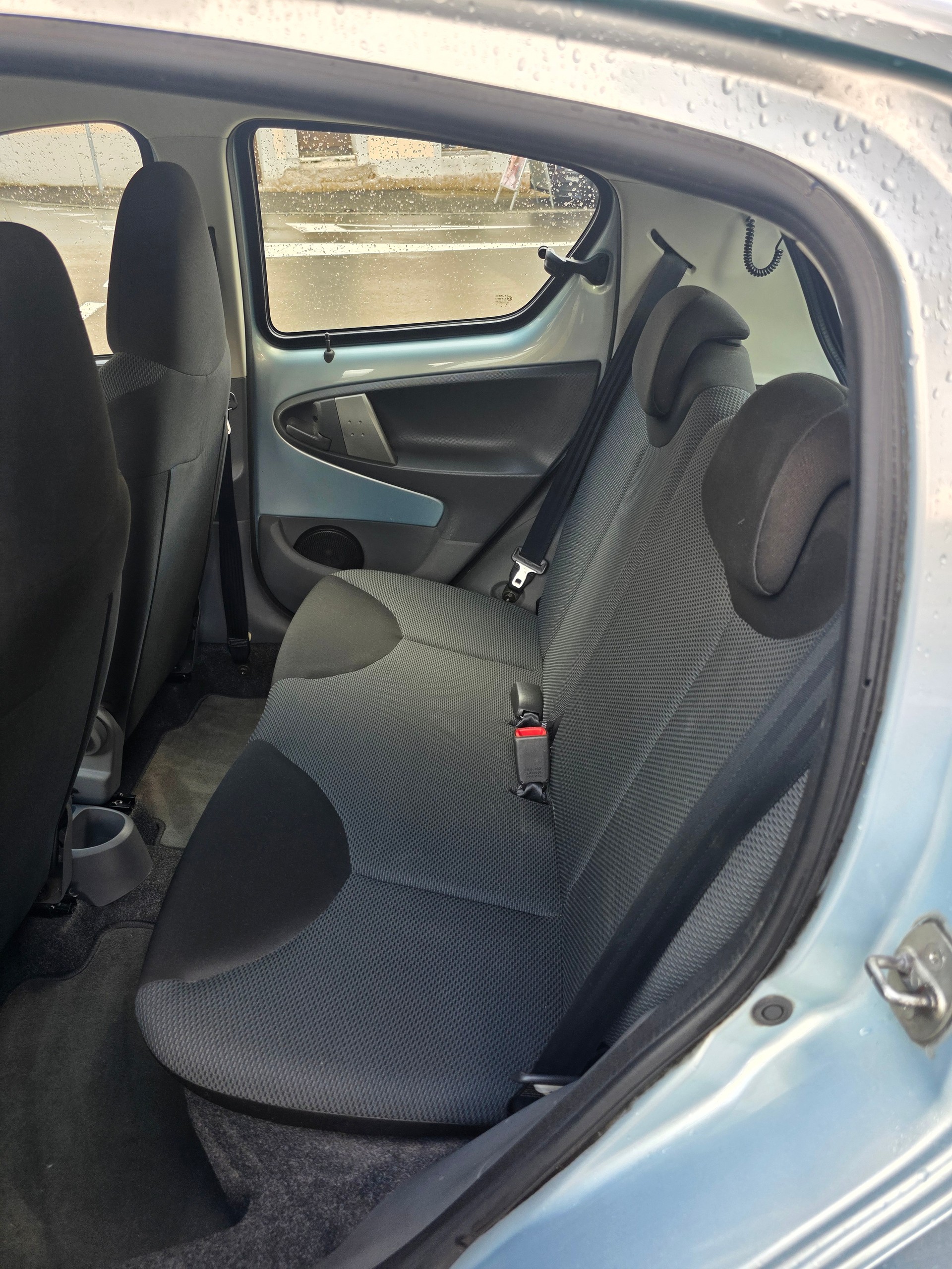 TOYOTA Aygo 1.0 Linea Terra-image-10