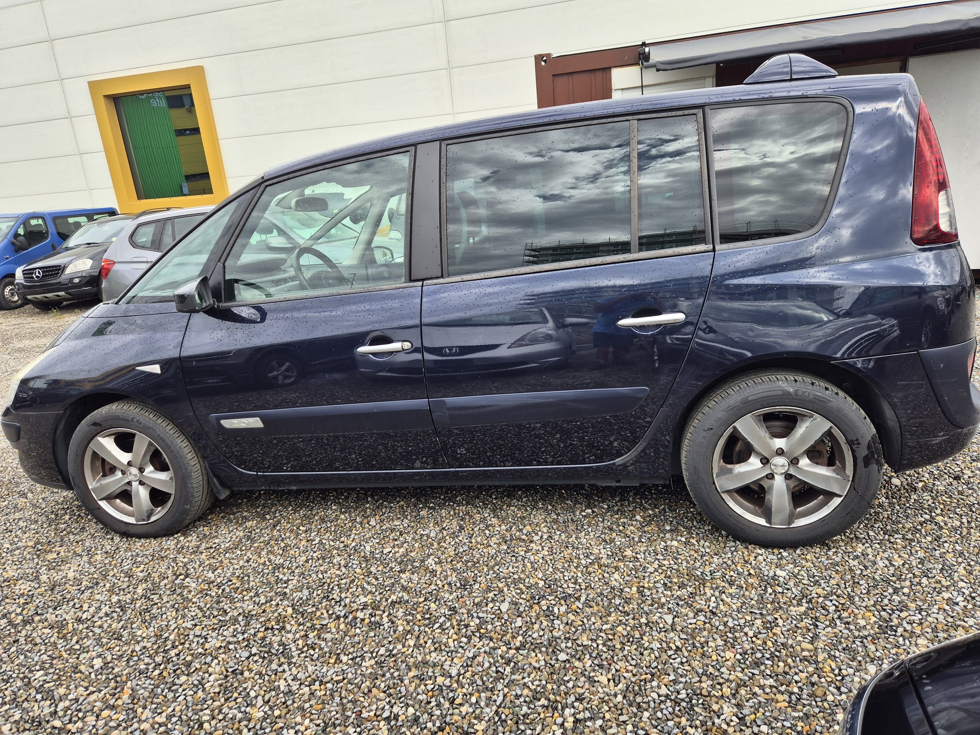 RENAULT Grand Espace 2.0 Turbo Privilège-image-2