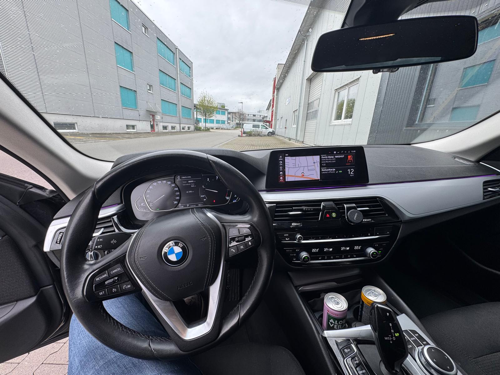 BMW 520d xDrive Steptronic-image-4