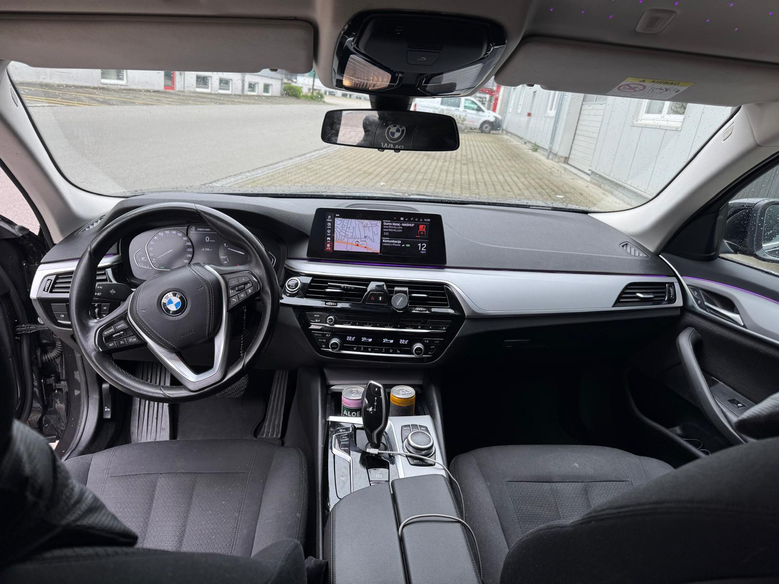 BMW 520d xDrive Steptronic-image-5