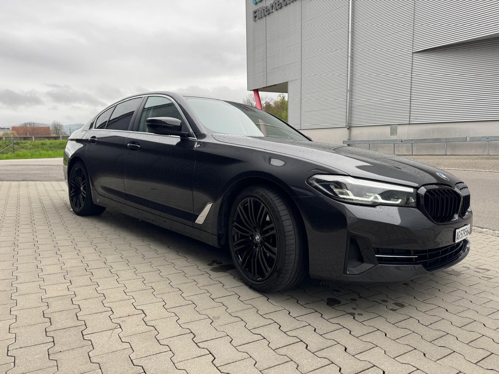 BMW 520d xDrive Steptronic-image-3