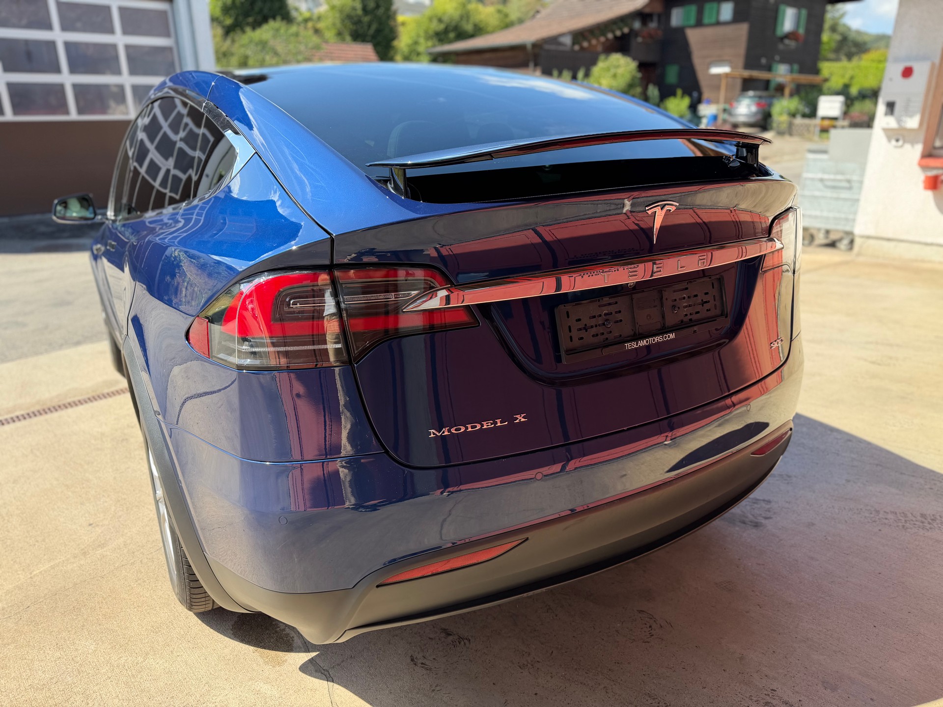 TESLA Model X 90 D / SoH 87,4% / 7Sitzer-image-6